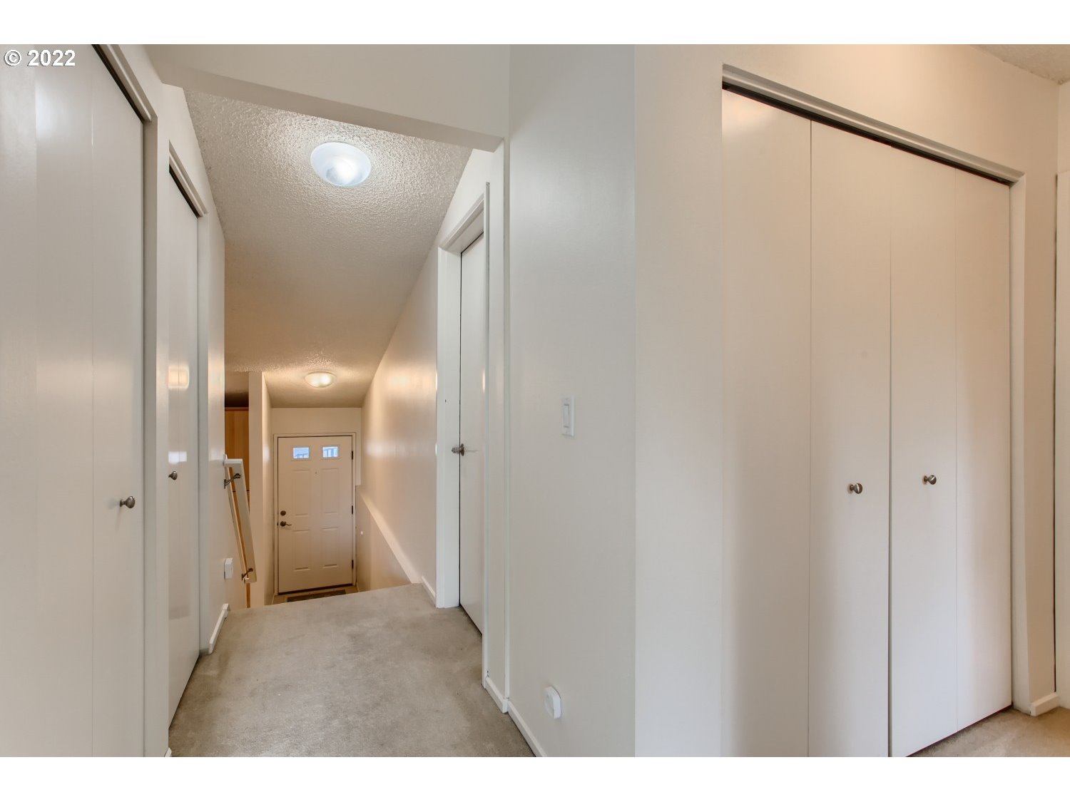 Photo #6: 22349085 Listing 