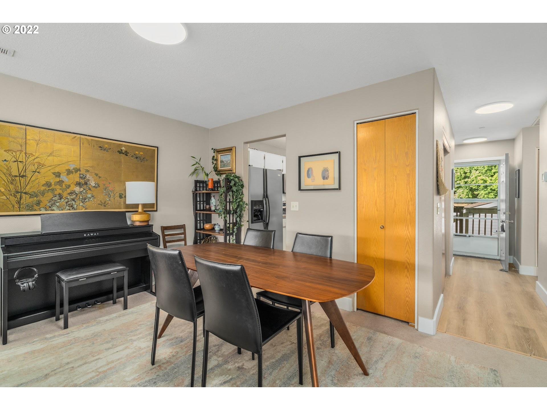 Photo #2: 22358172 Listing 