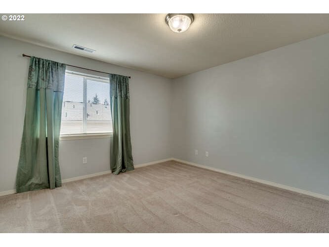 Photo #4: 22359498 Listing 