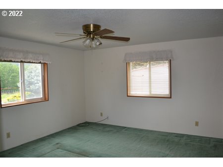Bedroom, Primary-Ceiling Fan