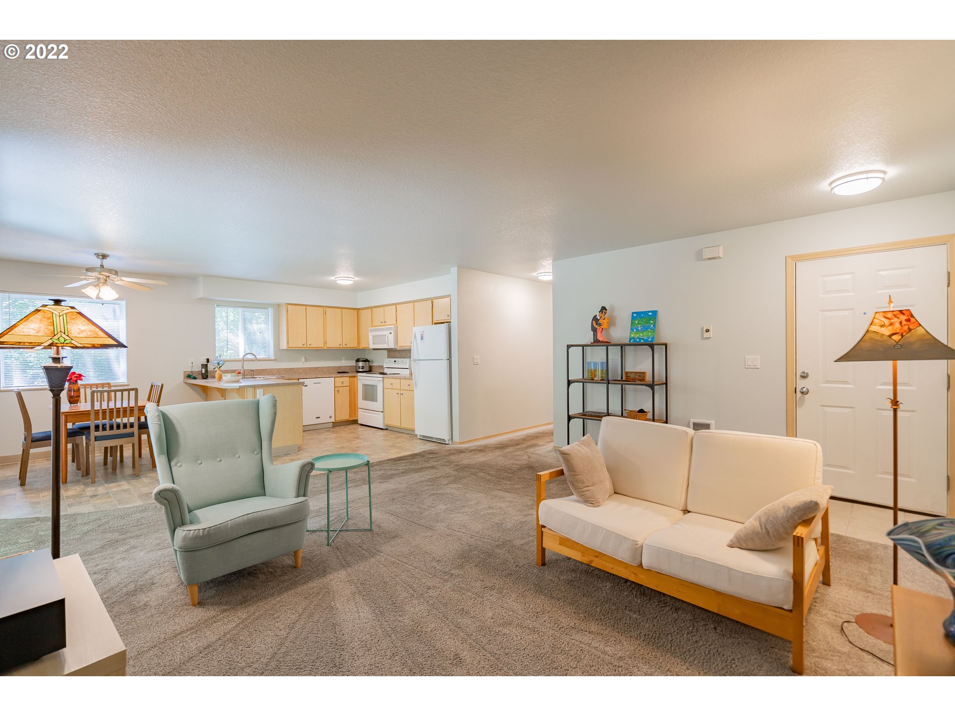 Photo #4: 22370059 Listing 