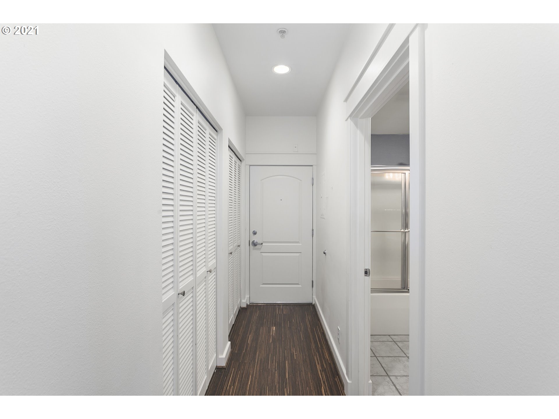 Photo #3: 22370781 Listing 