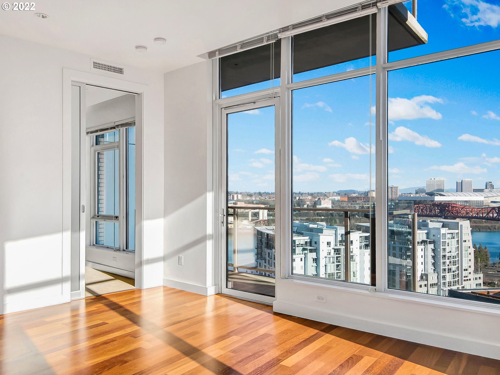 Photo #4: 22372476 Listing 