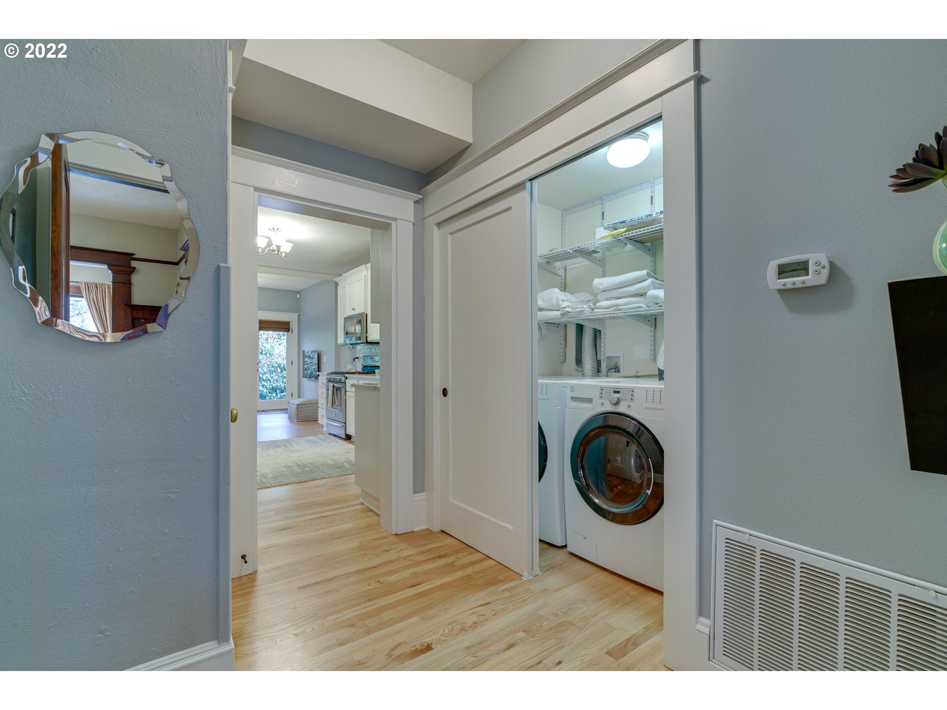 Photo #3: 22376122 Listing 