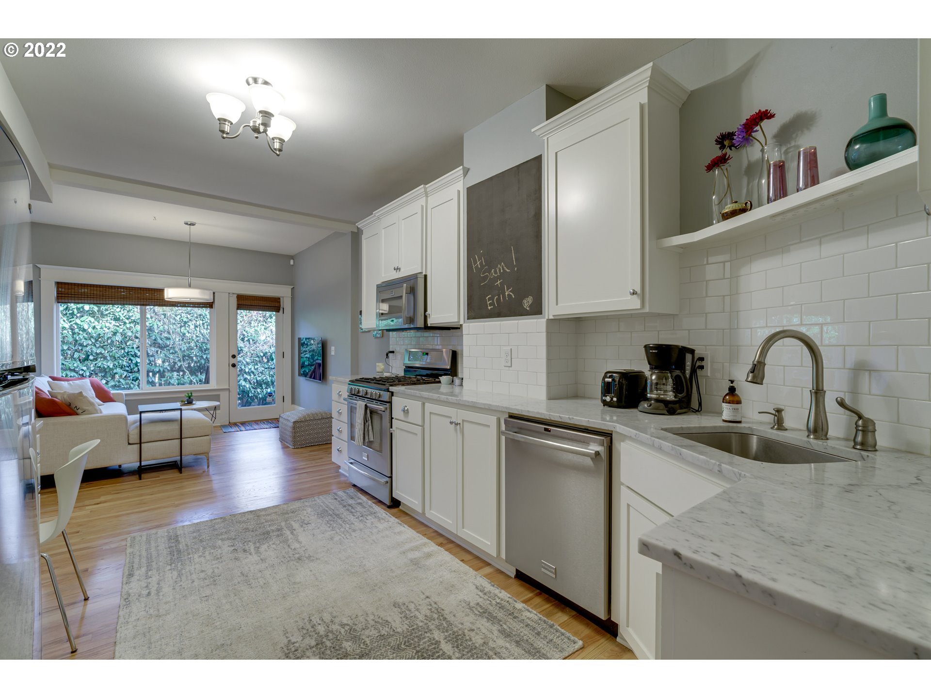 Photo #4: 22376122 Listing 