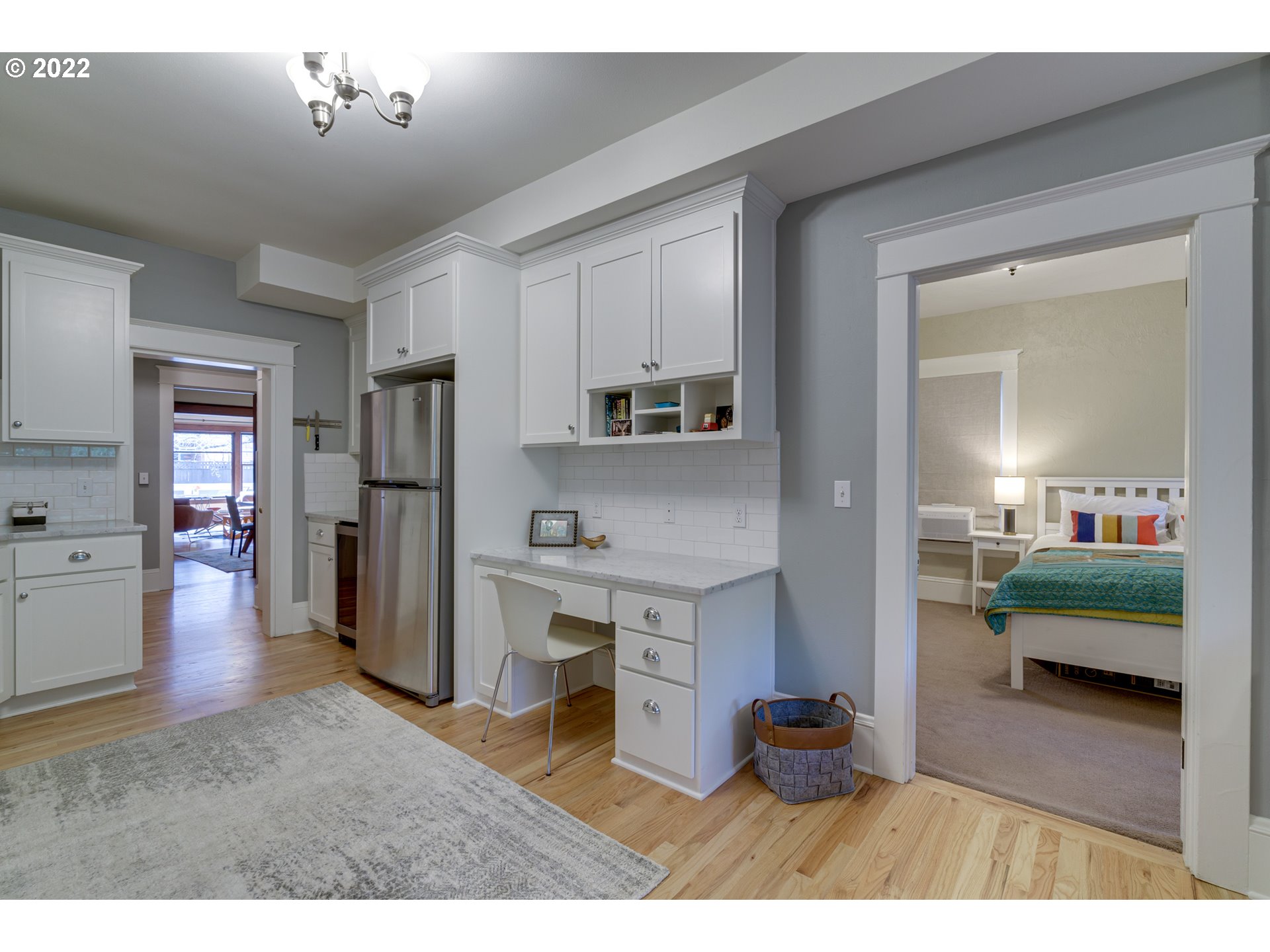 Photo #6: 22376122 Listing 