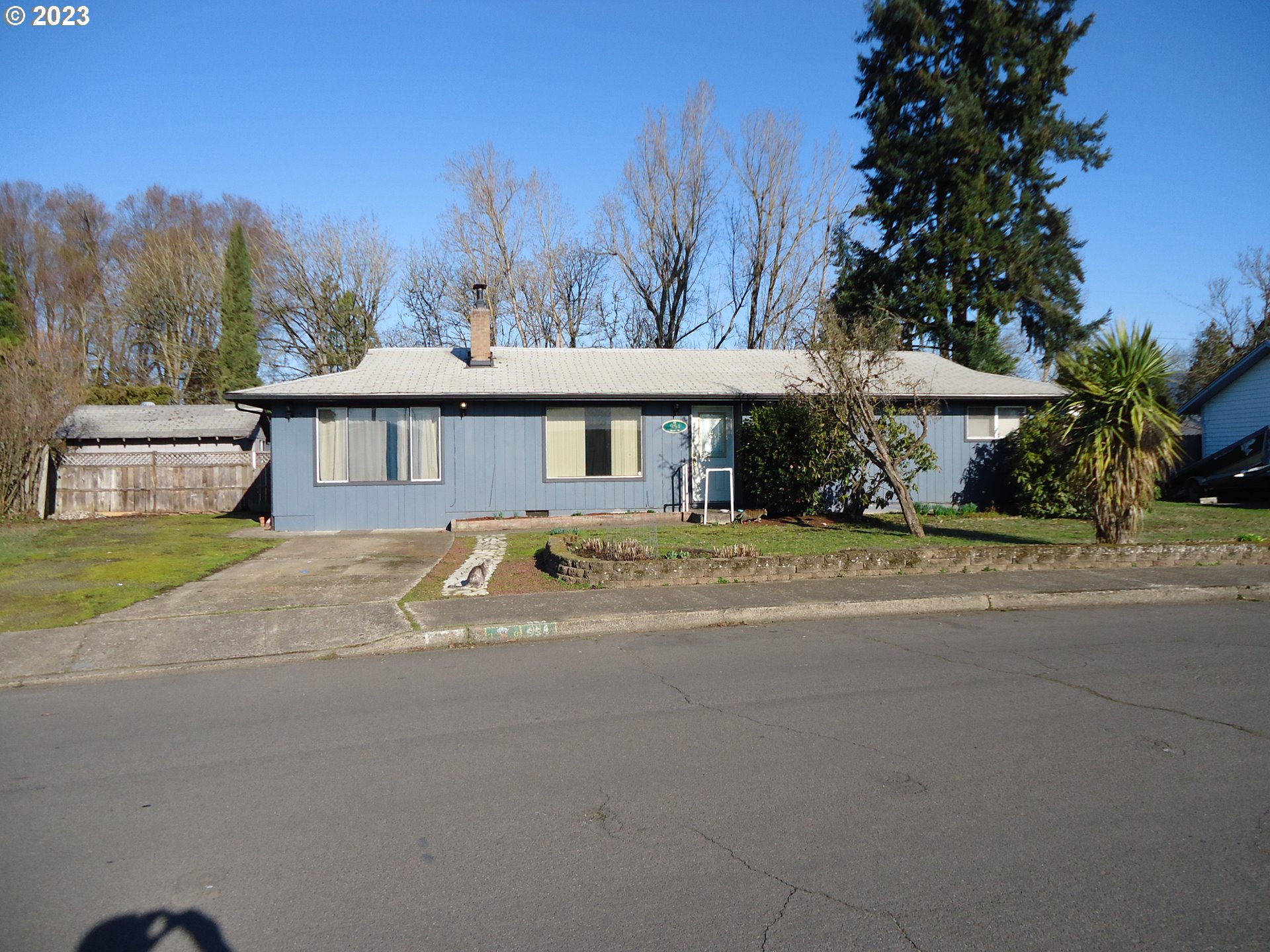 954 QUINALT ST, Springfield, OR 97477