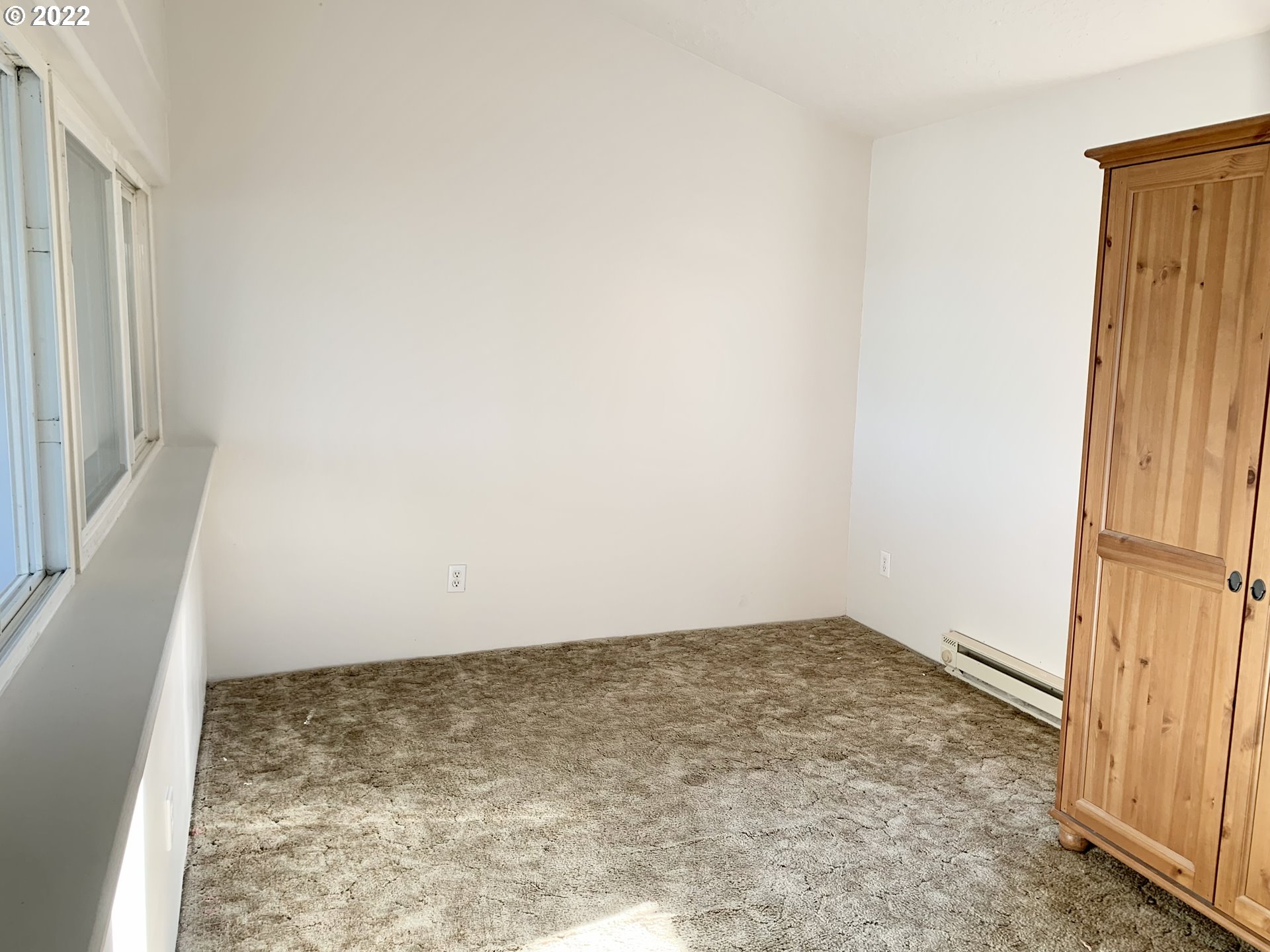 Bedroom-Upper
