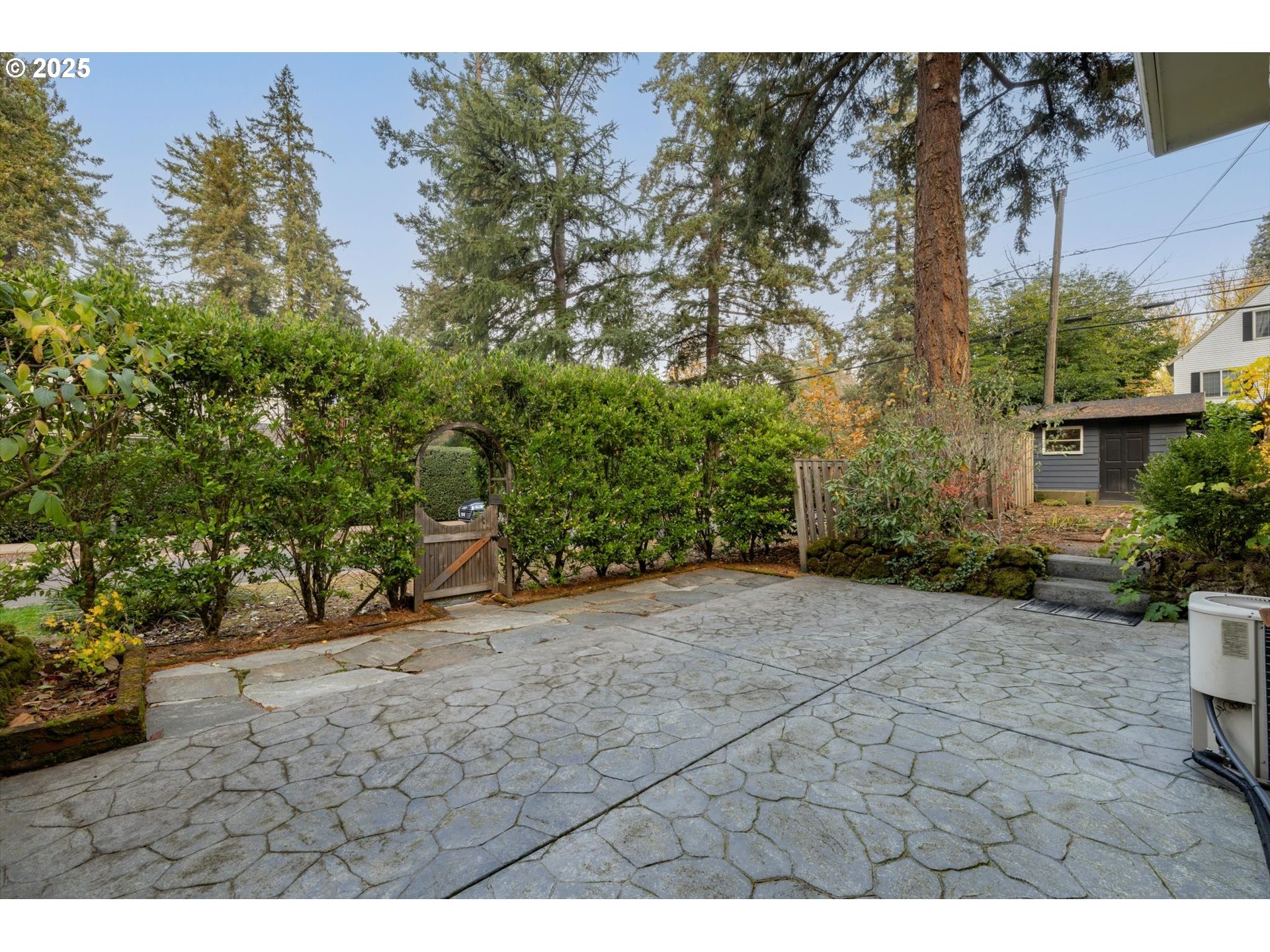 675 10TH ST, Lake Oswego, OR, 97034