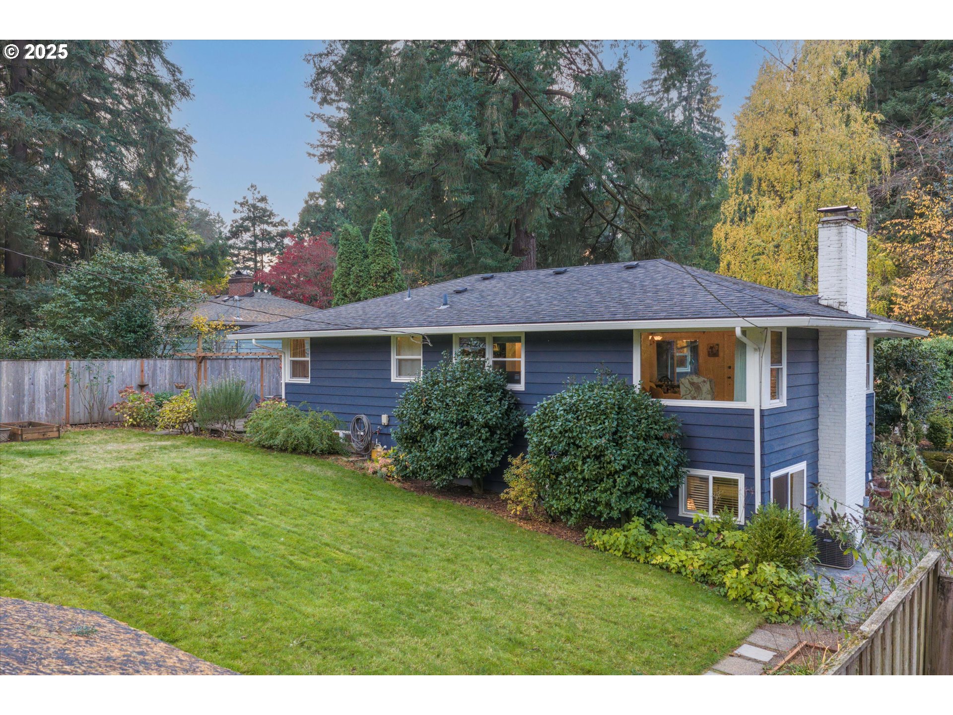 675 10TH ST, Lake Oswego, OR, 97034