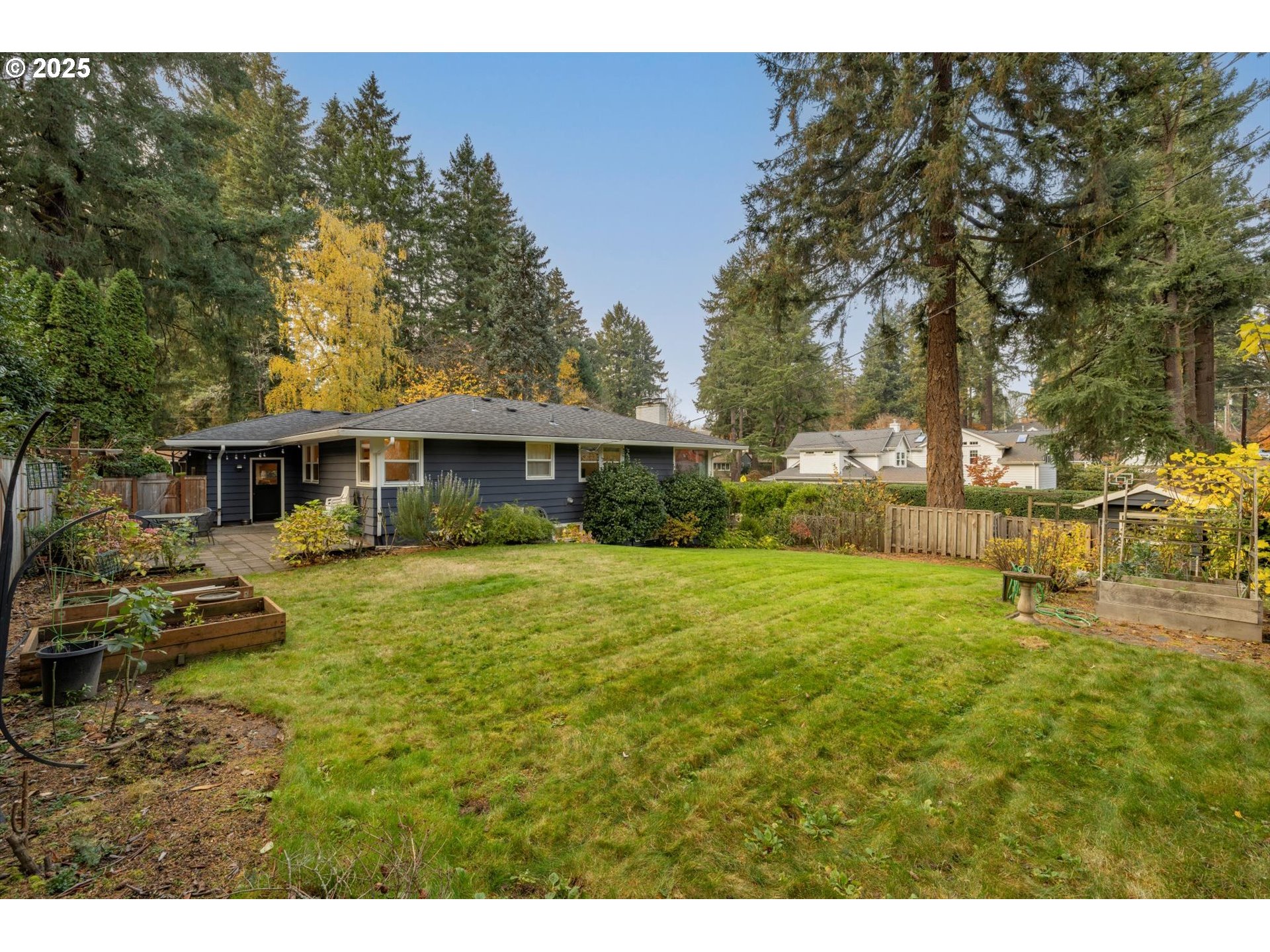 675 10TH ST, Lake Oswego, OR, 97034