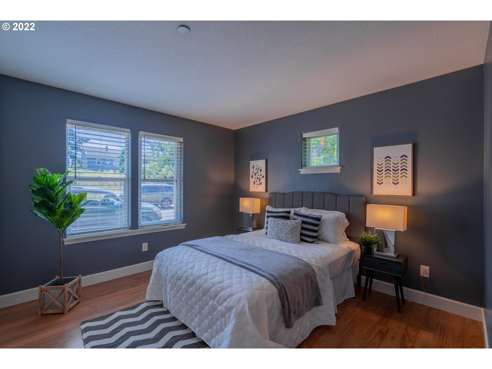 Photo #4: 22396431 Listing 