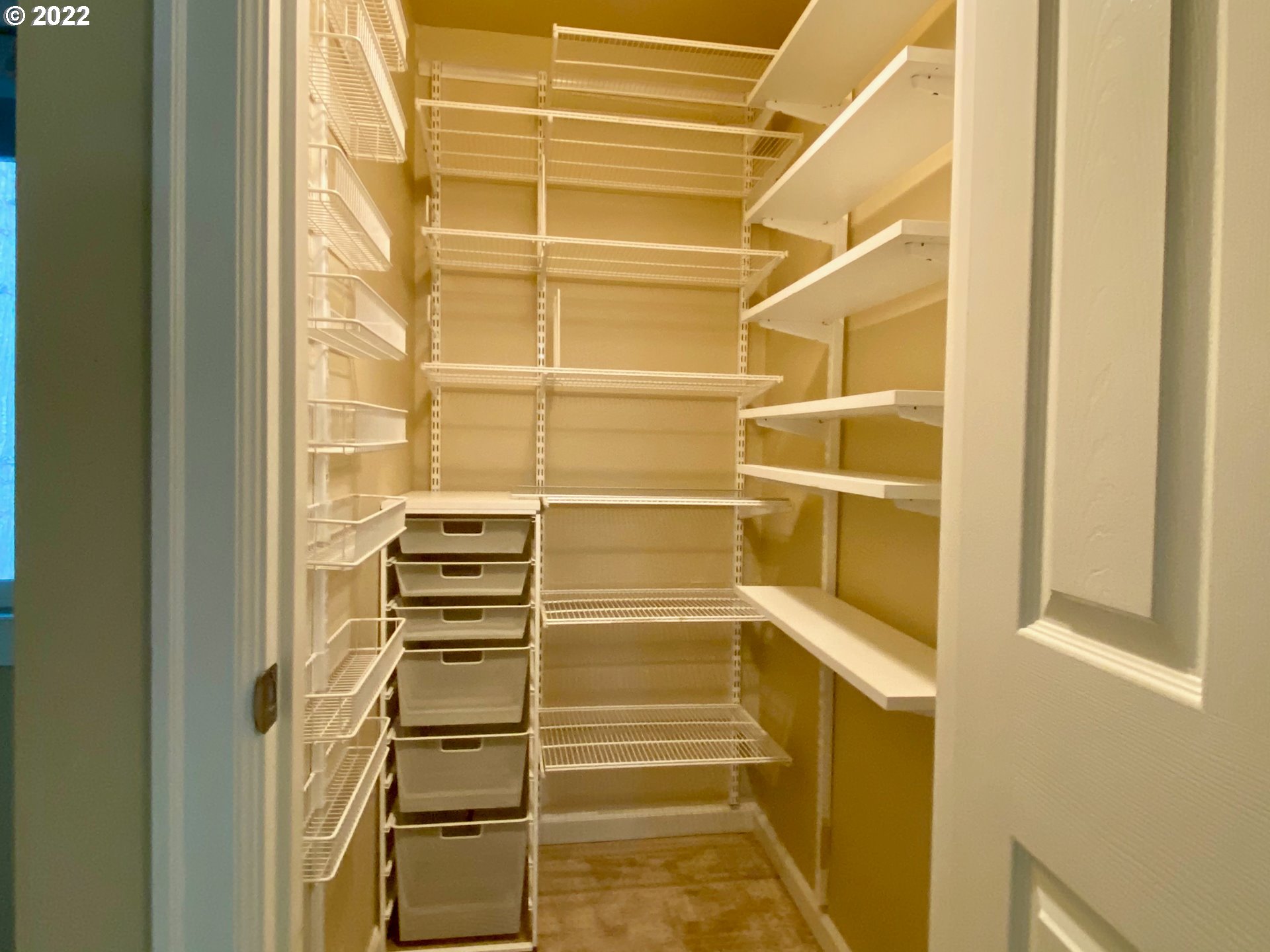 Photo #3: 22399711 Listing 