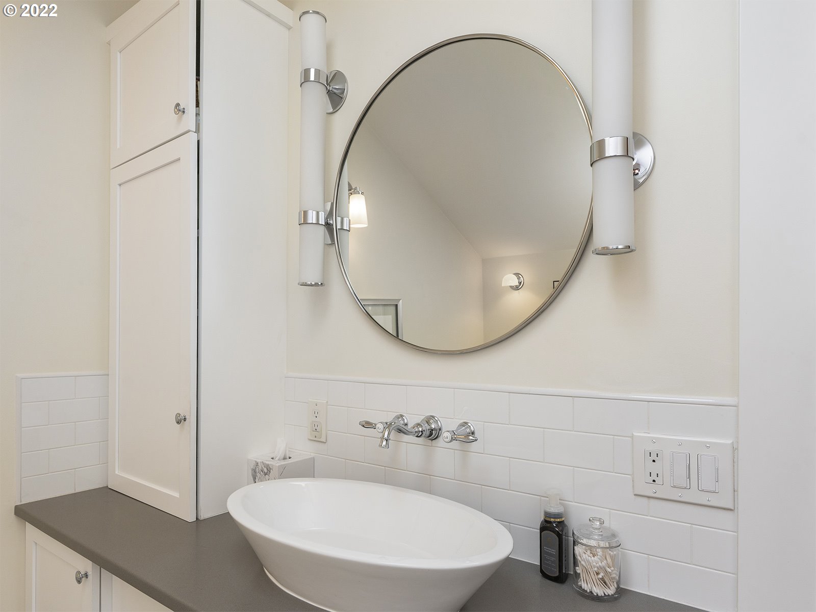 Photo #6: 22400853 Listing 
