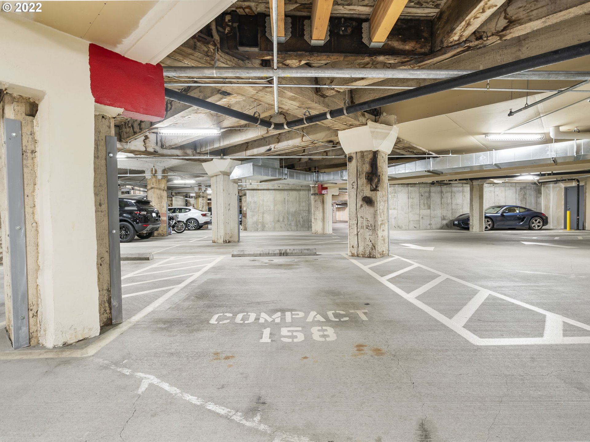 Photo #6: 22401385 Listing 