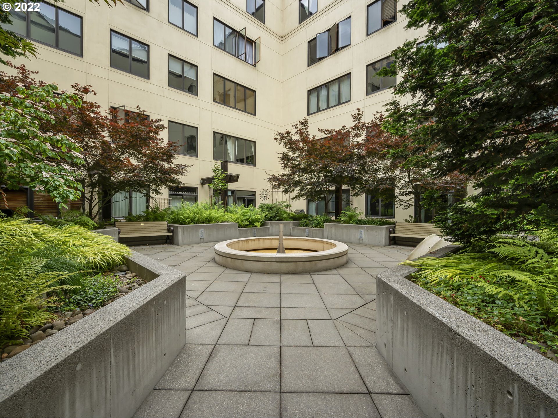 Photo #2: 22401385 Listing 