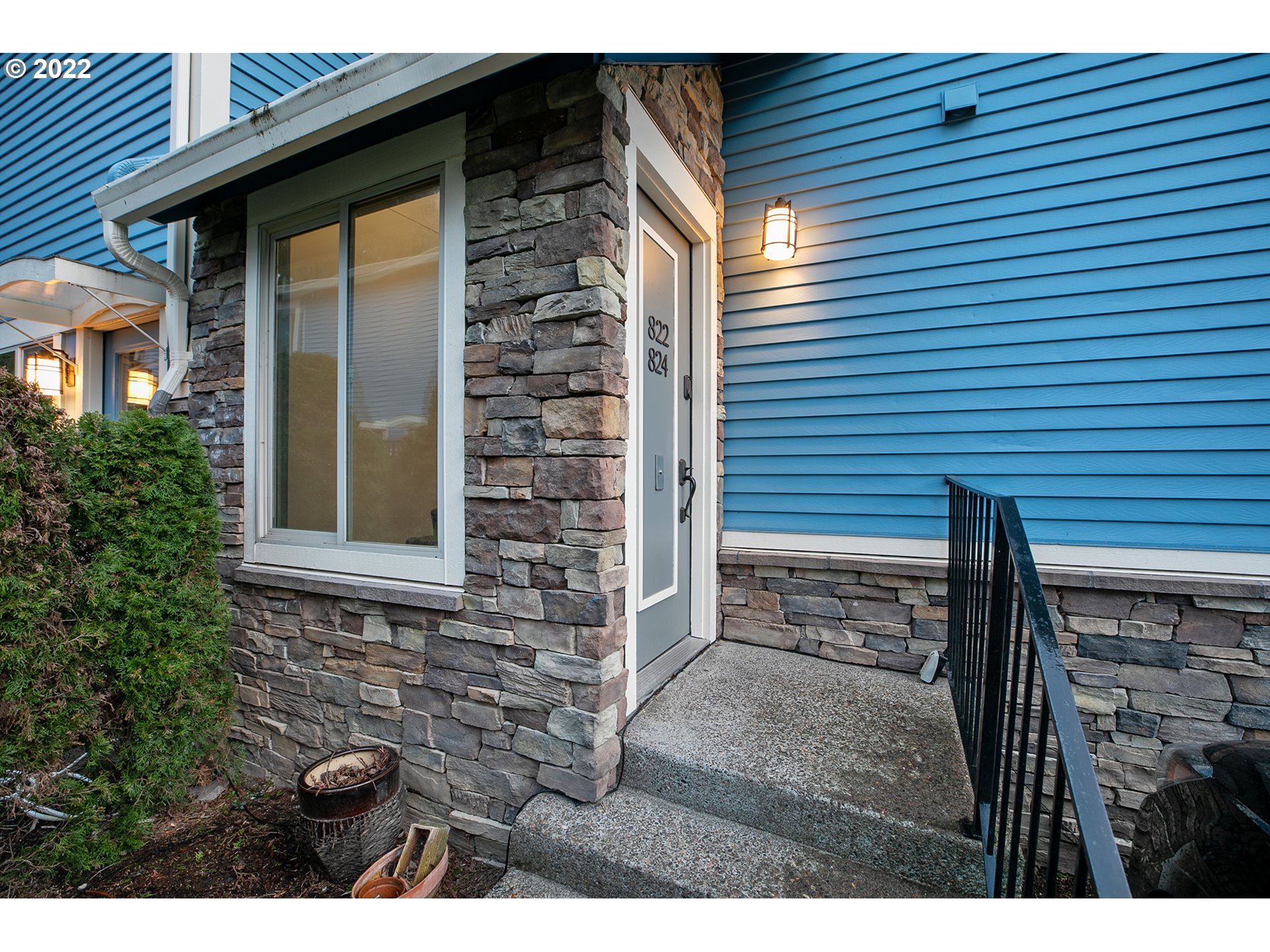 Photo #5: 22404455 Listing 