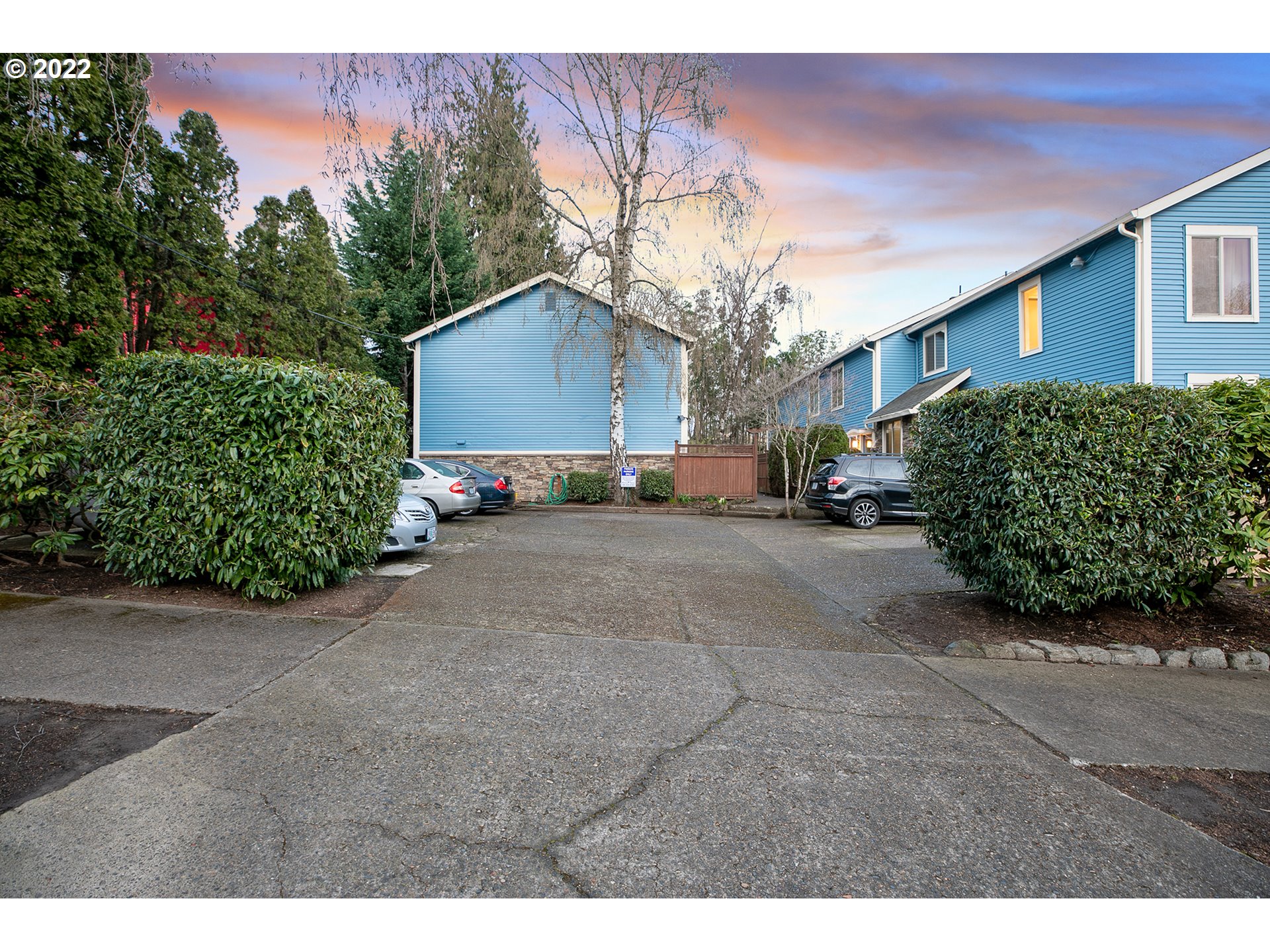 Photo #3: 22404455 Listing 