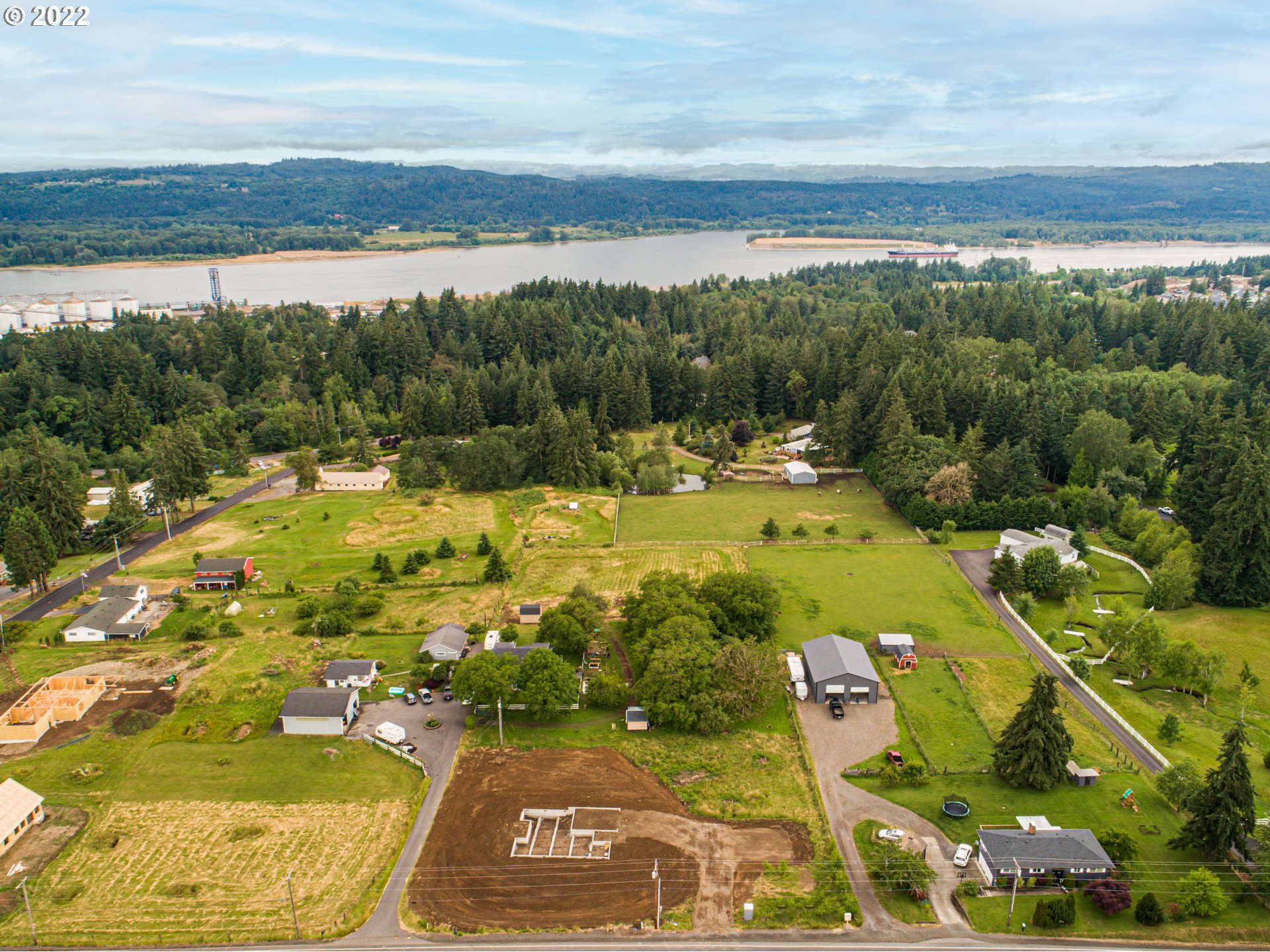 901  Cloverdale Rd, Kalama, WA 98625