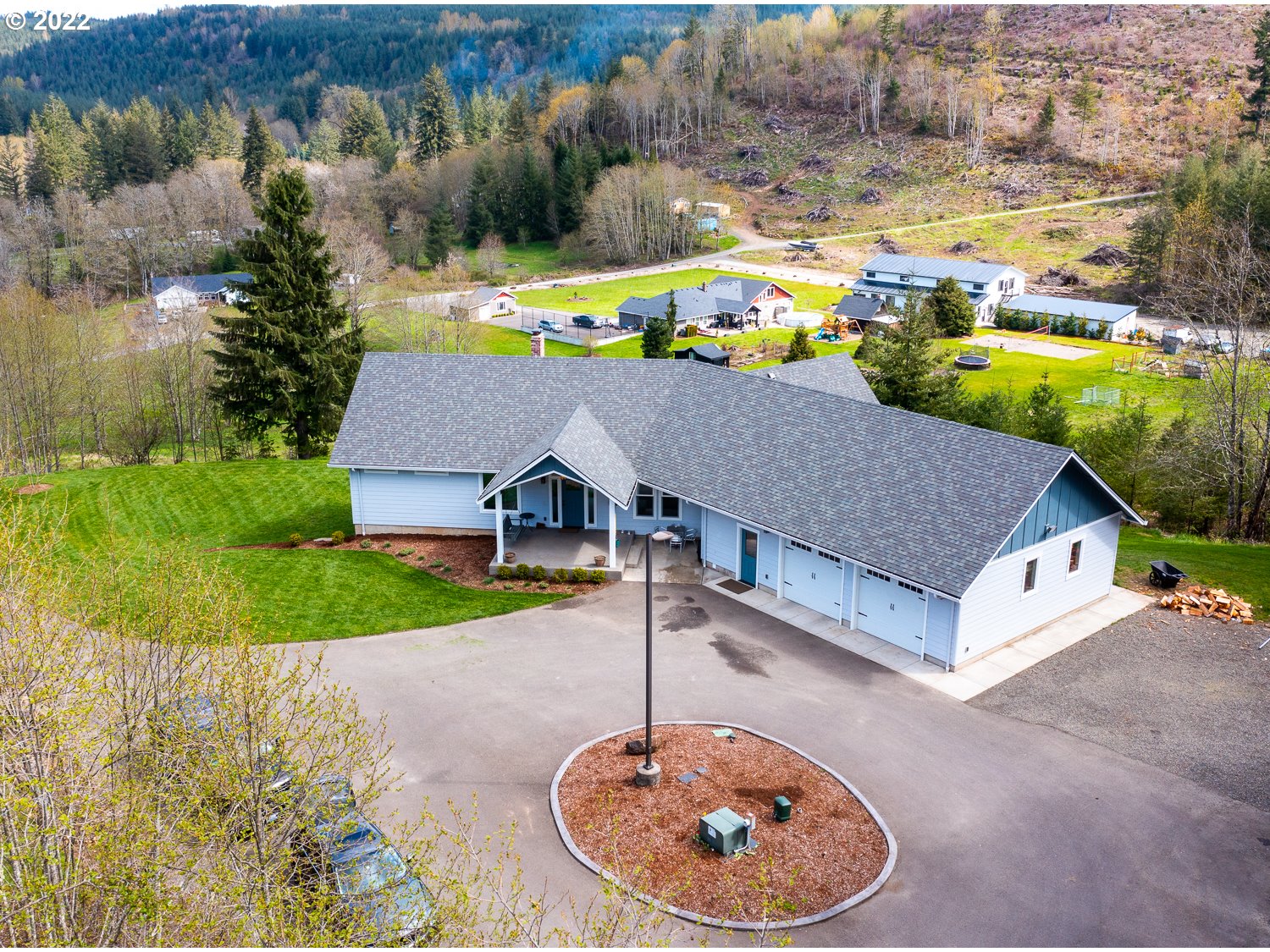 27605 NE Felkel Rd, Yacolt, WA 98675