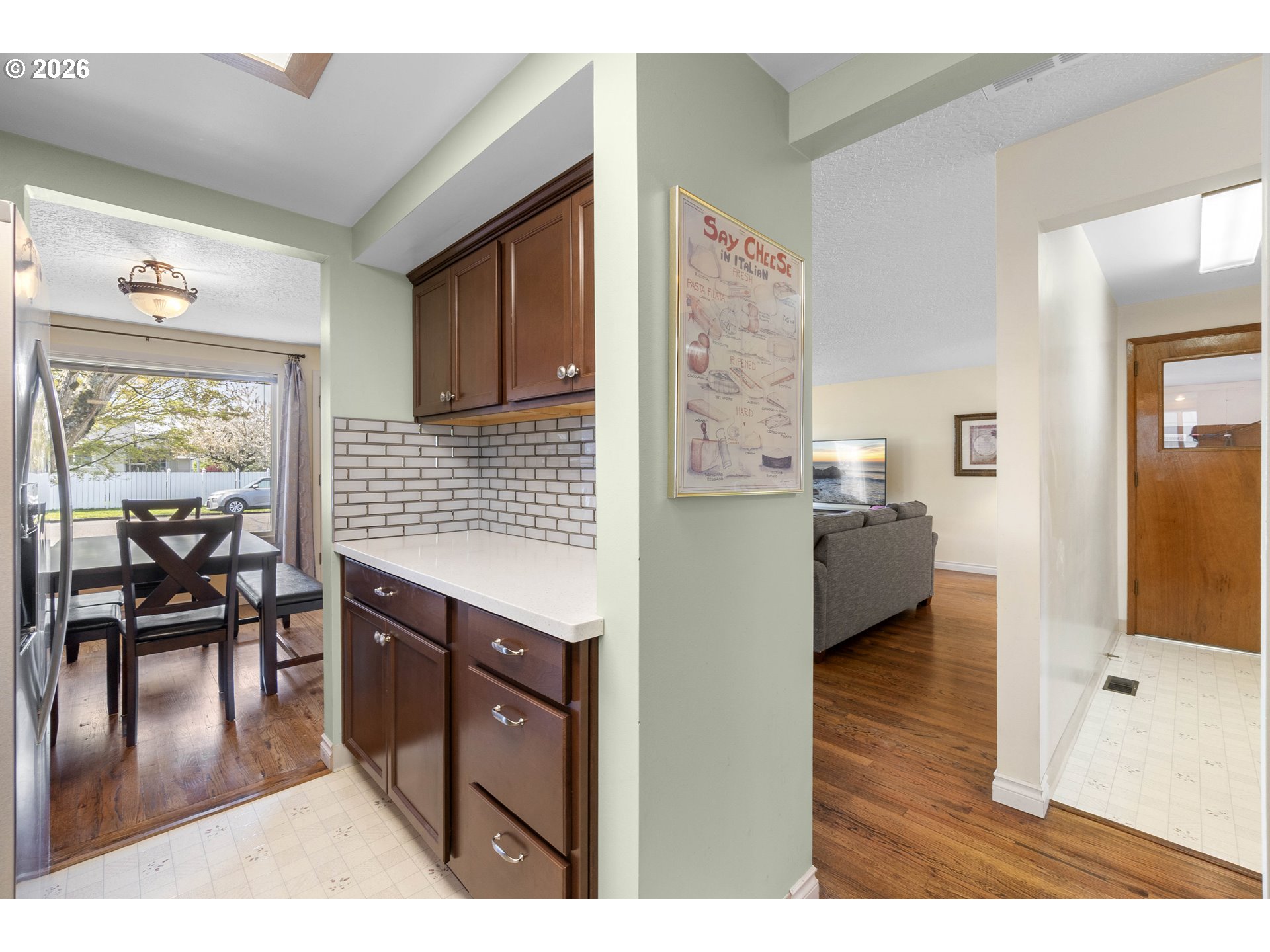 1070 ASTOR WAY, Woodburn, OR, 97071