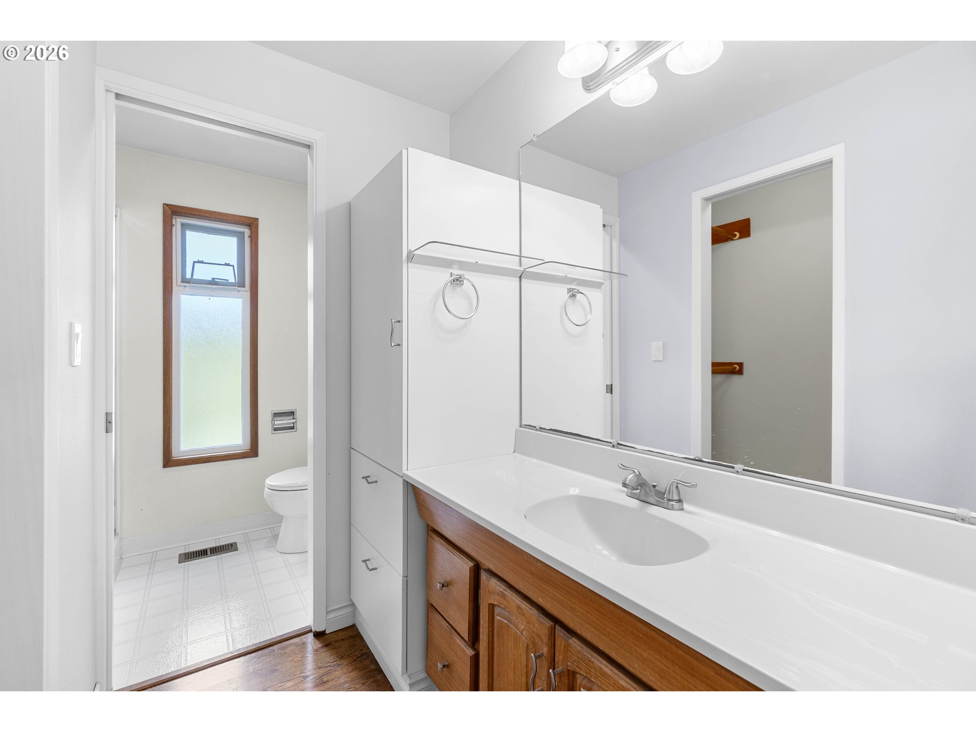 1070 ASTOR WAY, Woodburn, OR, 97071