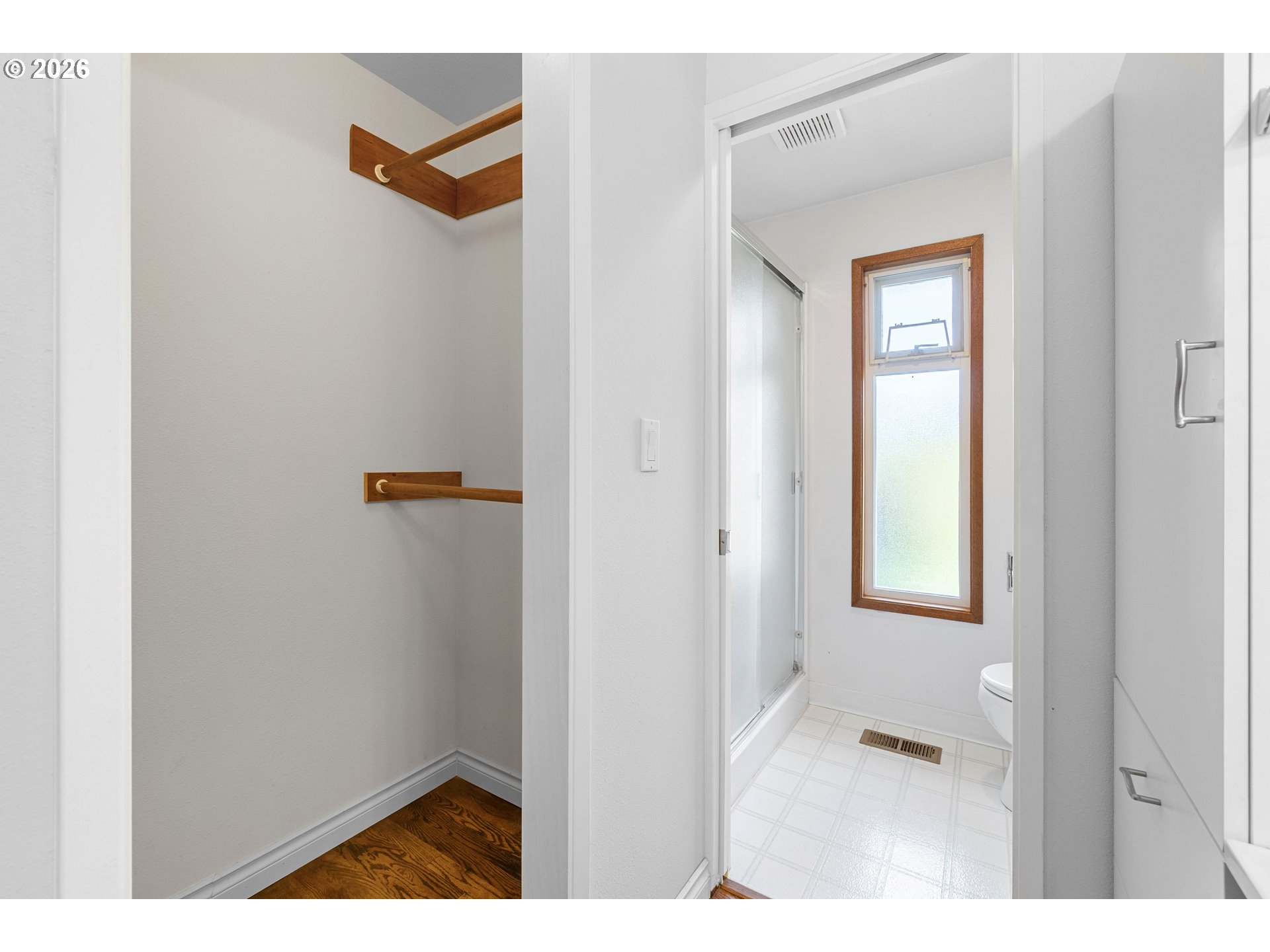 1070 ASTOR WAY, Woodburn, OR, 97071