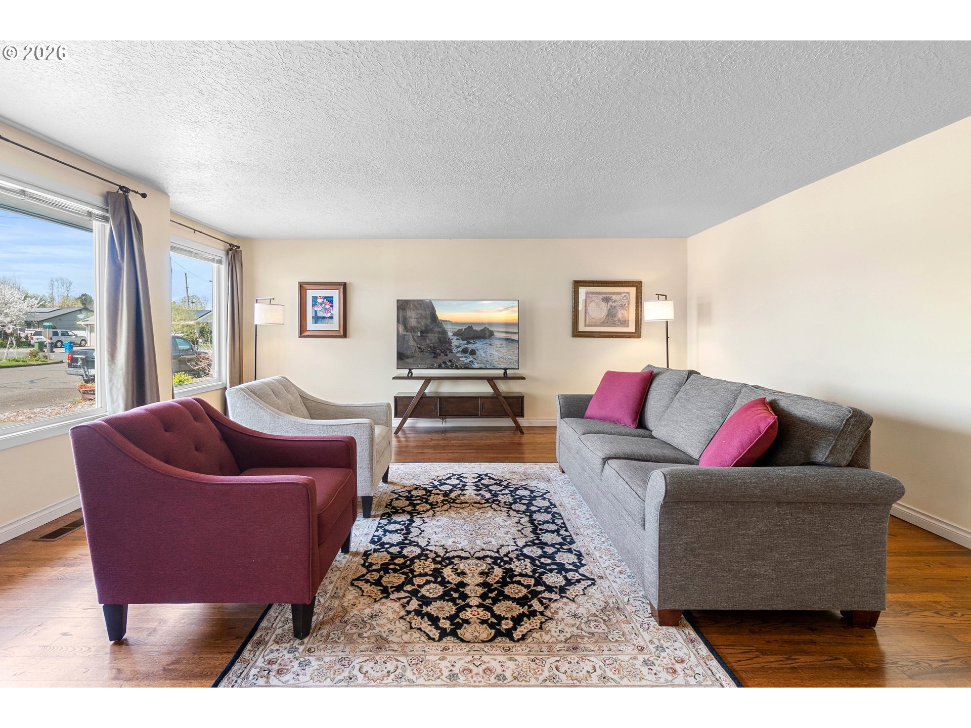 1070 ASTOR WAY, Woodburn, OR, 97071