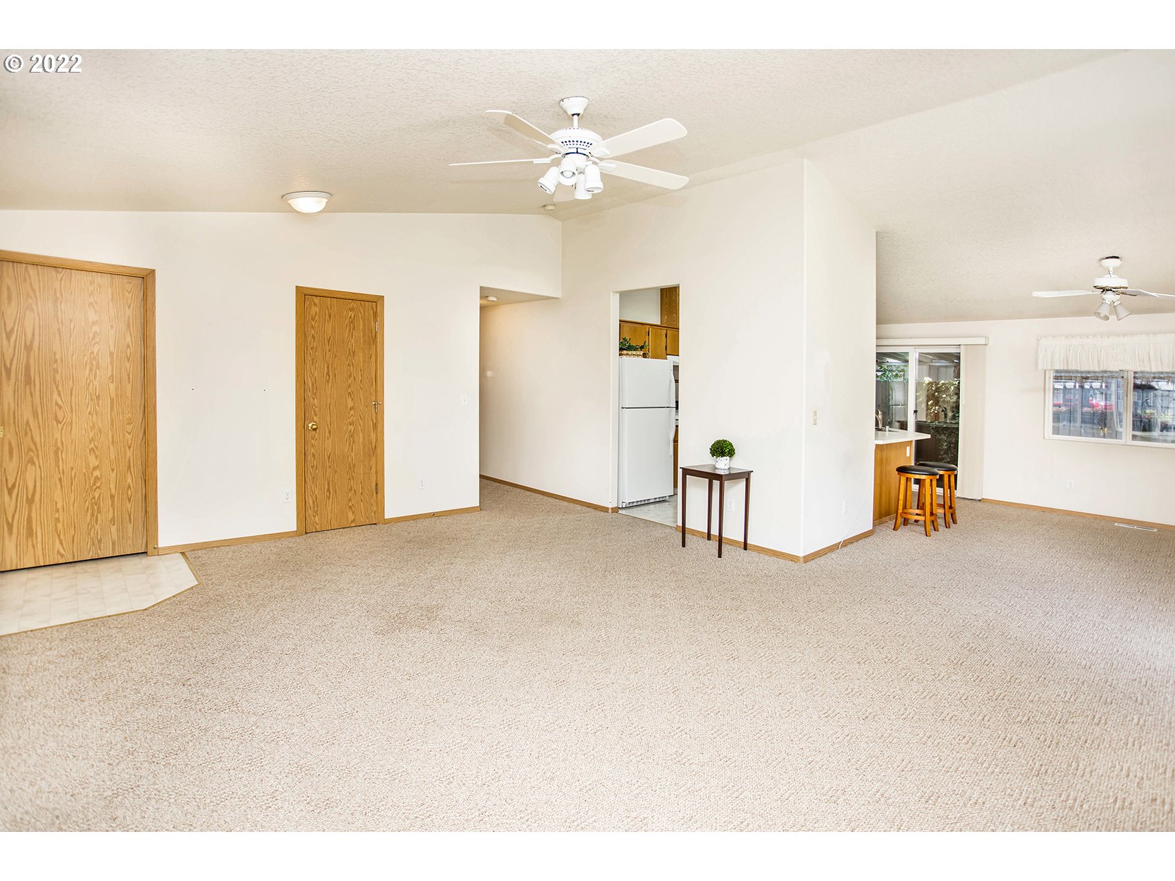 Photo #4: 22410420 Listing 