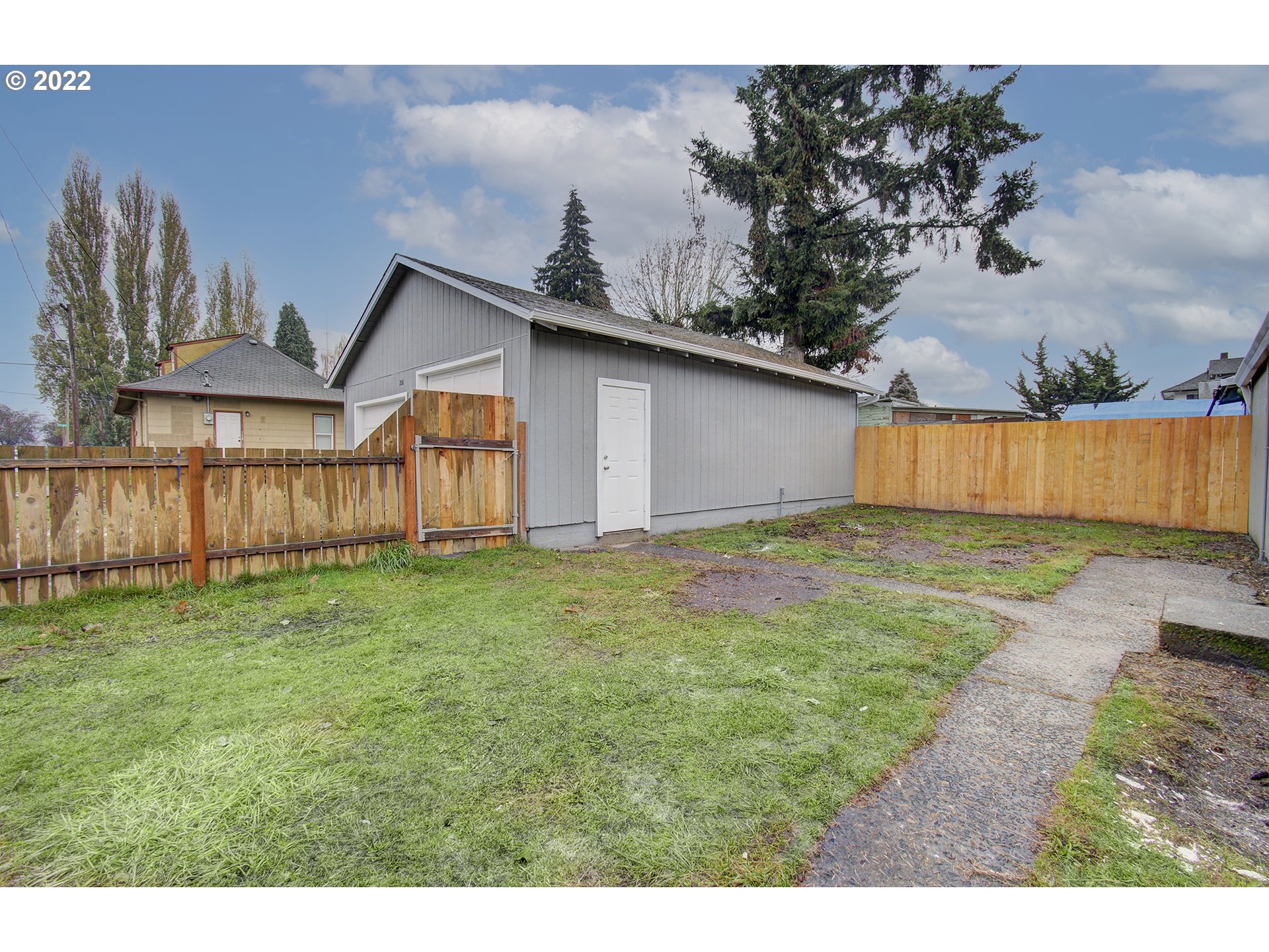 206  Lincoln St, Kelso, WA 98626