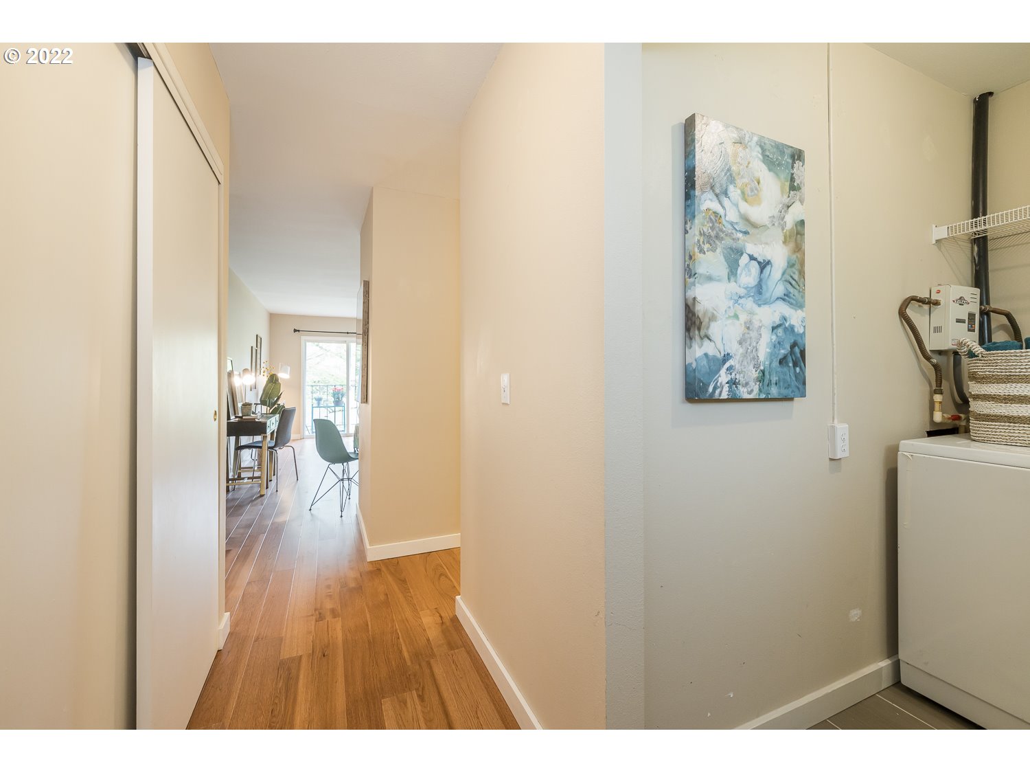 Photo #3: 22419301 Listing 