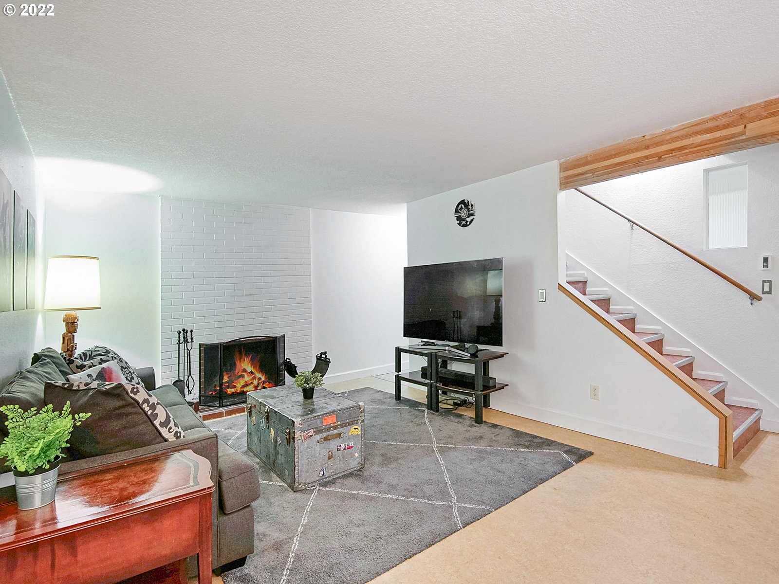 Photo #2: 22419982 Listing 
