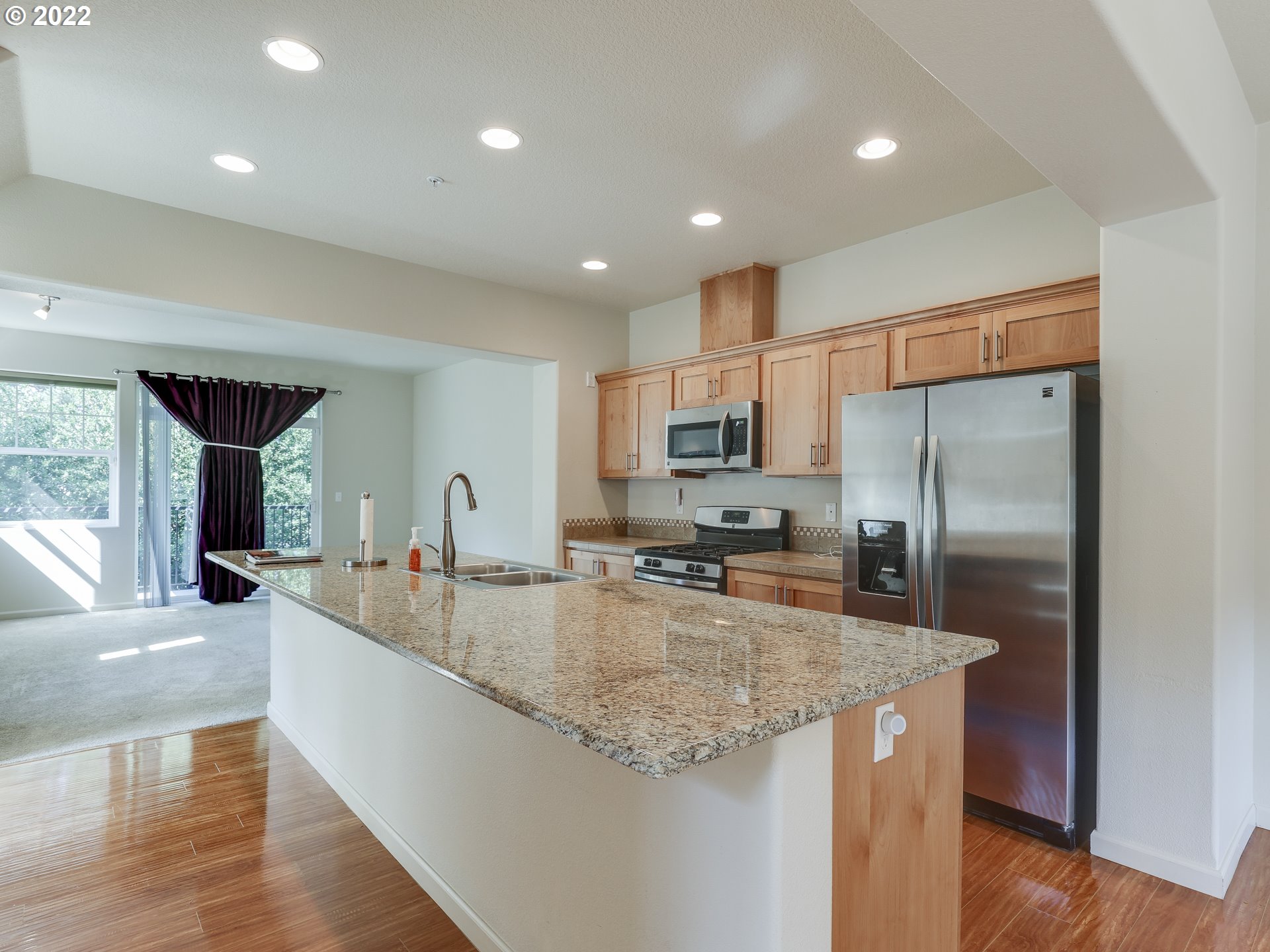 Photo #3: 22424194 Listing 