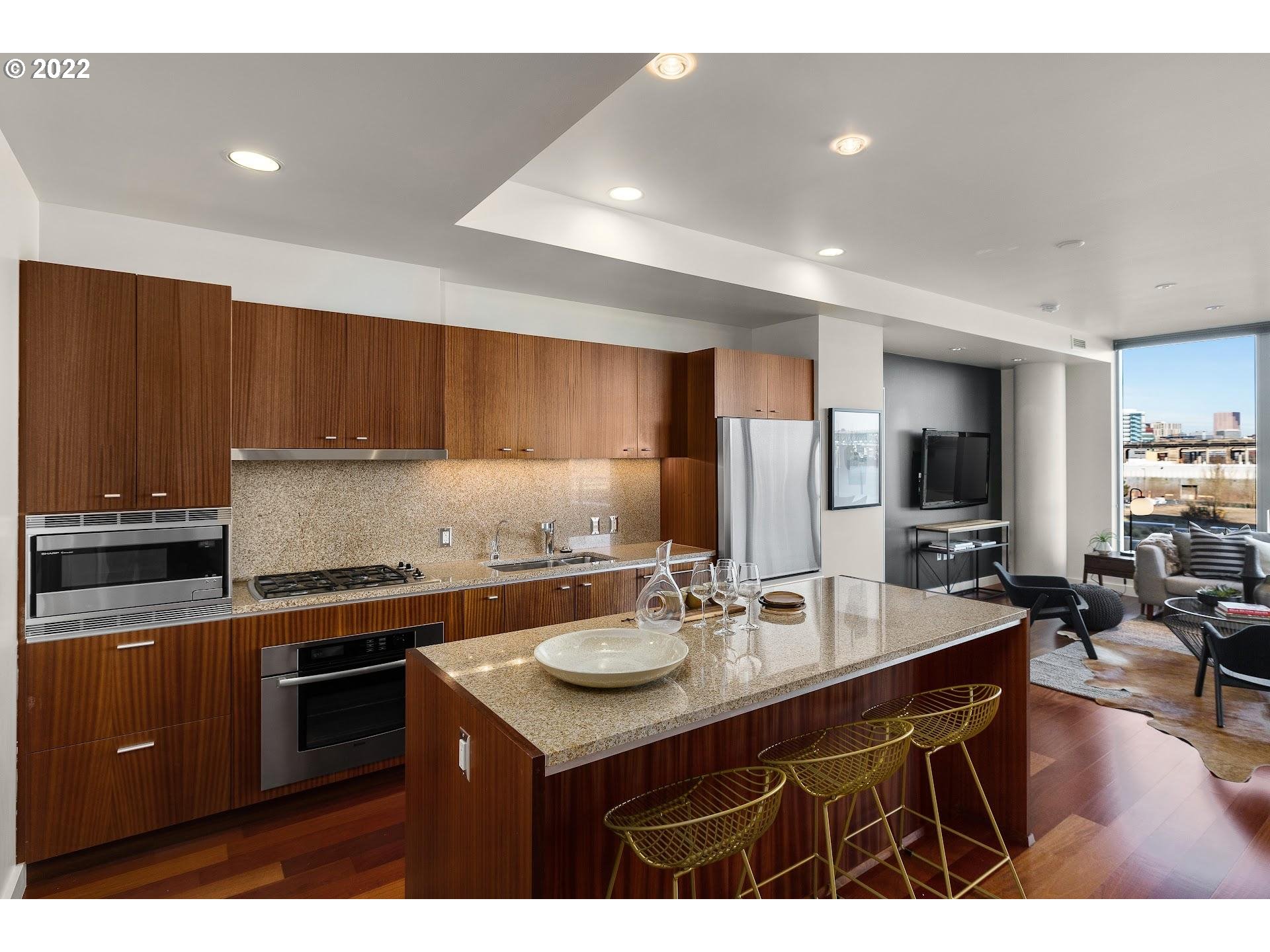 Photo #6: 22428071 Listing 
