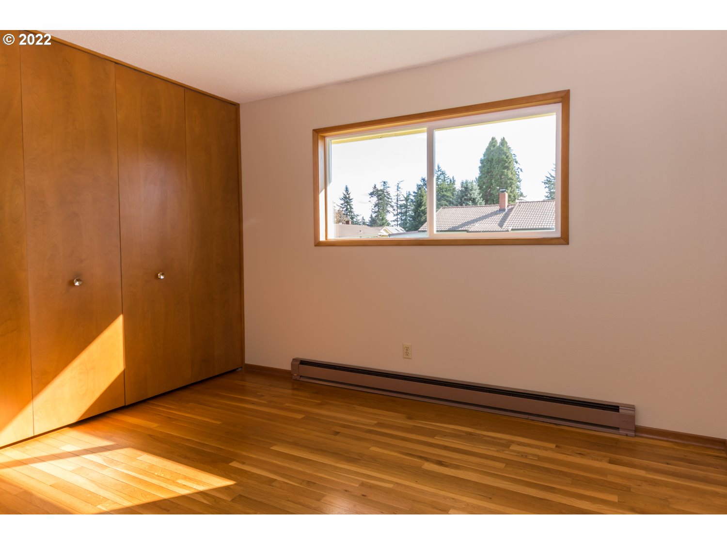 Photo #4: 22429813 Listing 