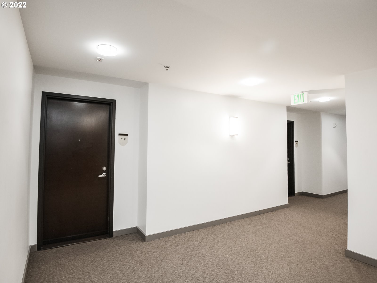 Photo #6: 22431803 Listing 