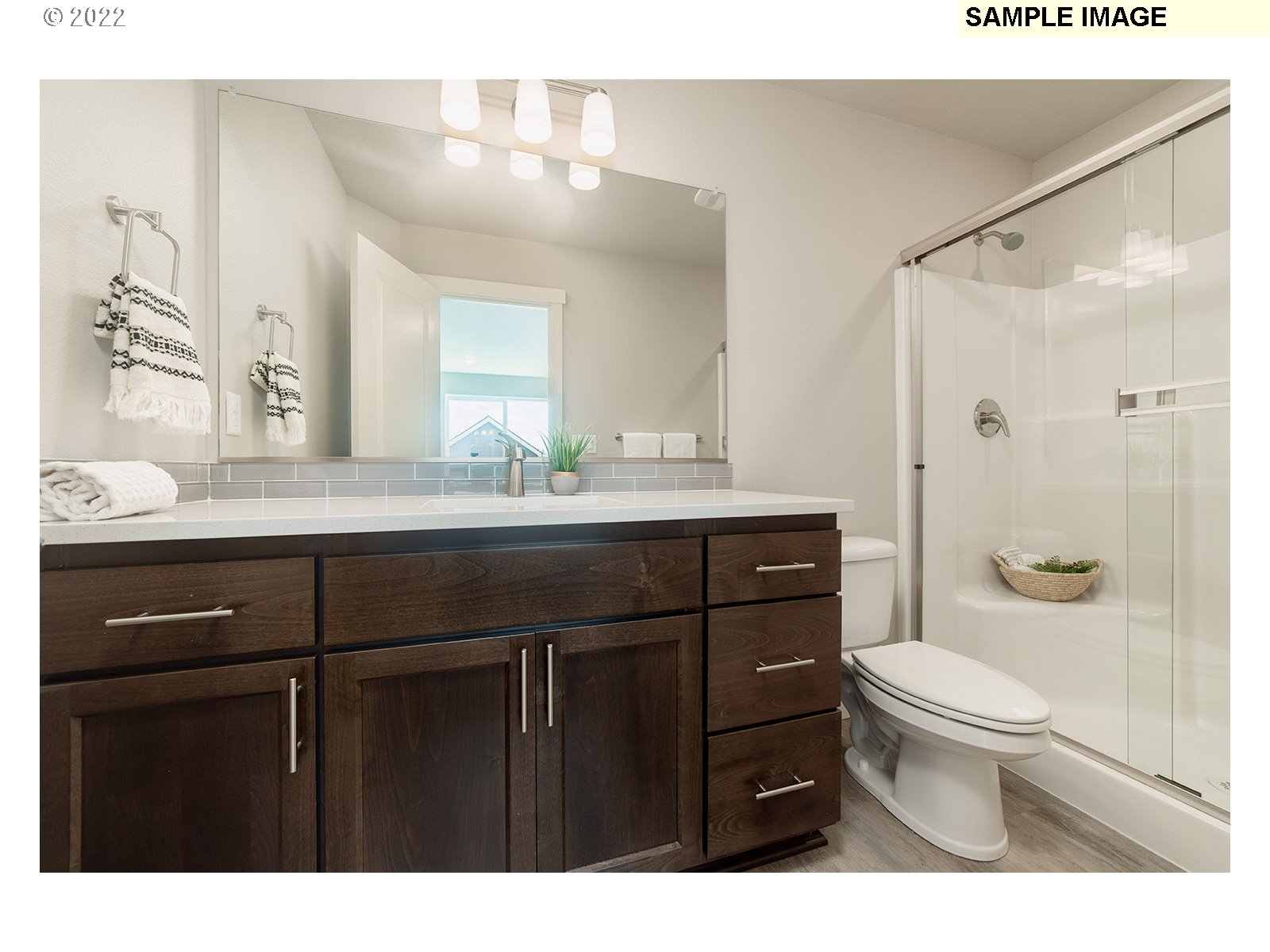 Photo #3: 22432360 Listing 