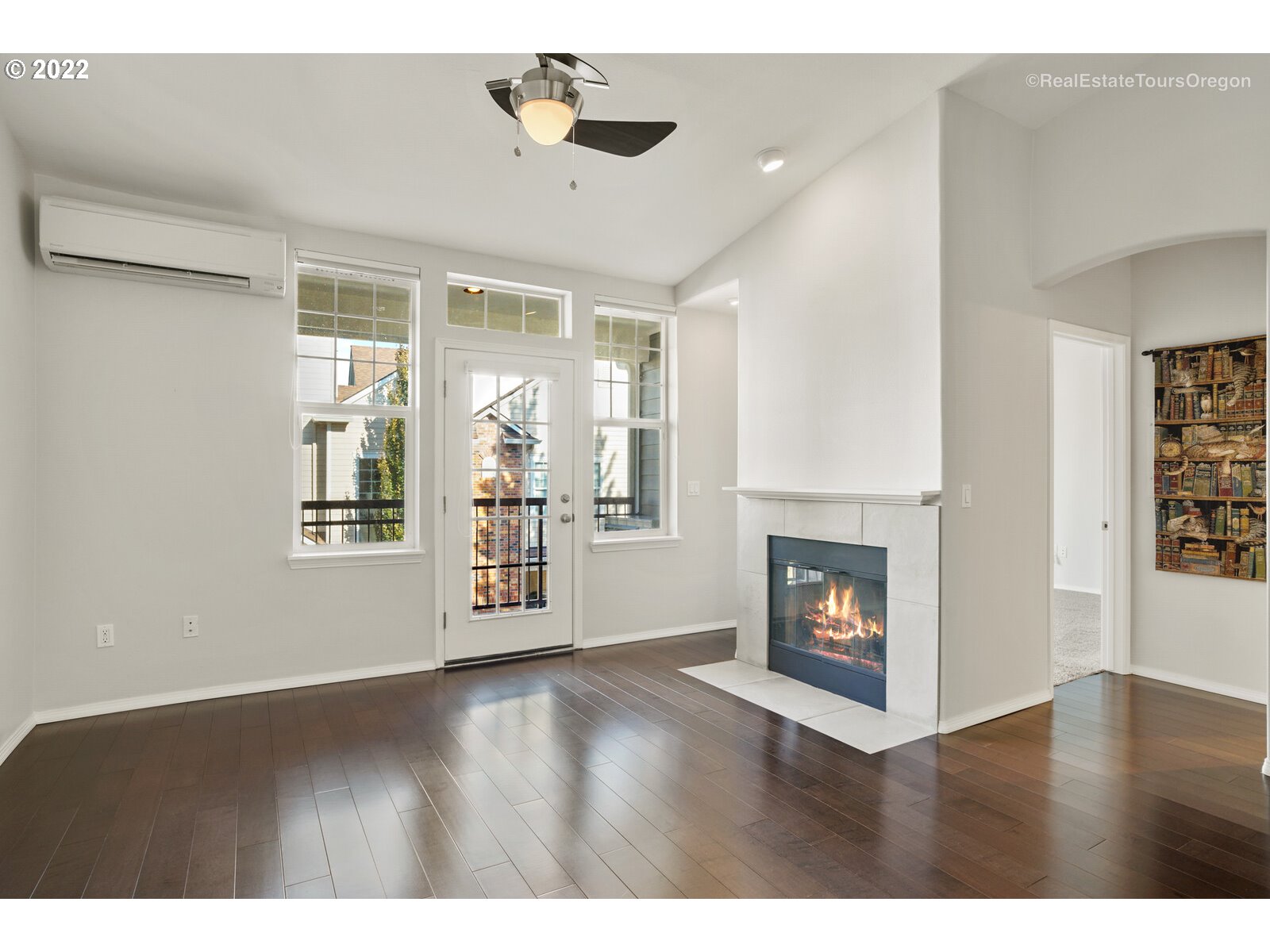Photo #6: 22434096 Listing 