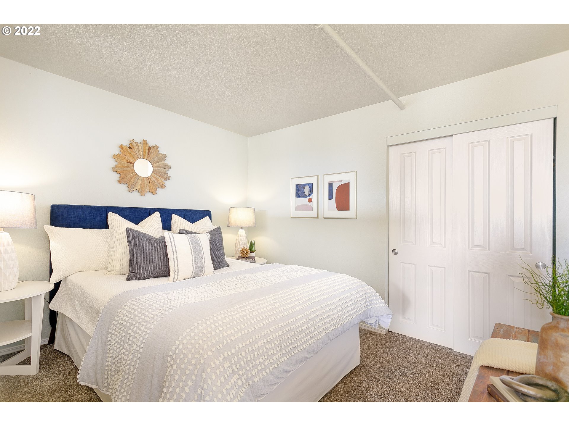 Photo #4: 22435137 Listing 