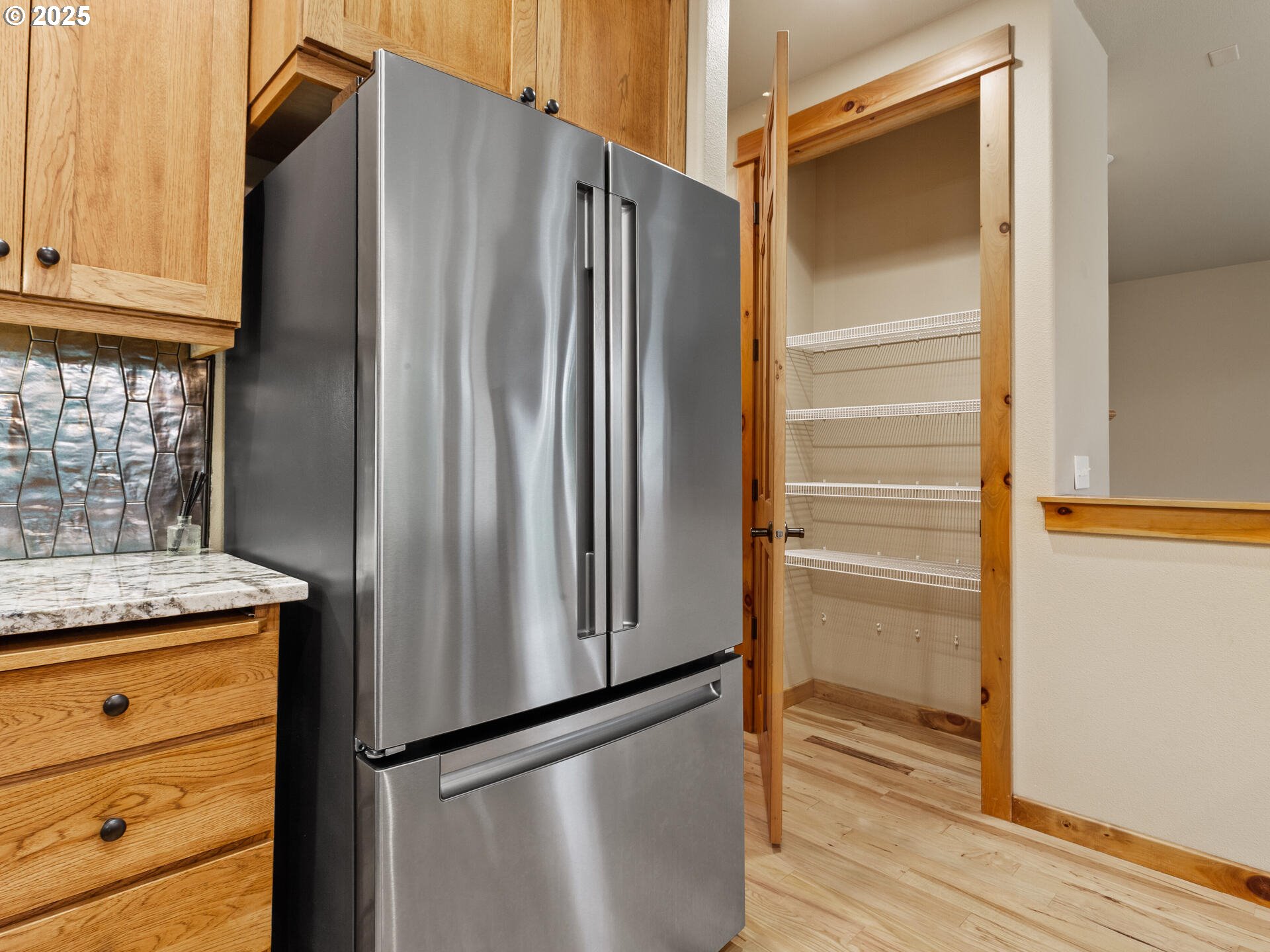 Photo #5: 224399588 Listing: Photo #5