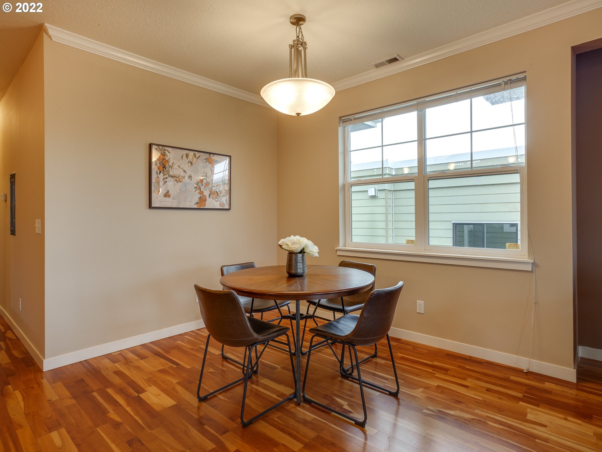 Photo #6: 22440480 Listing 