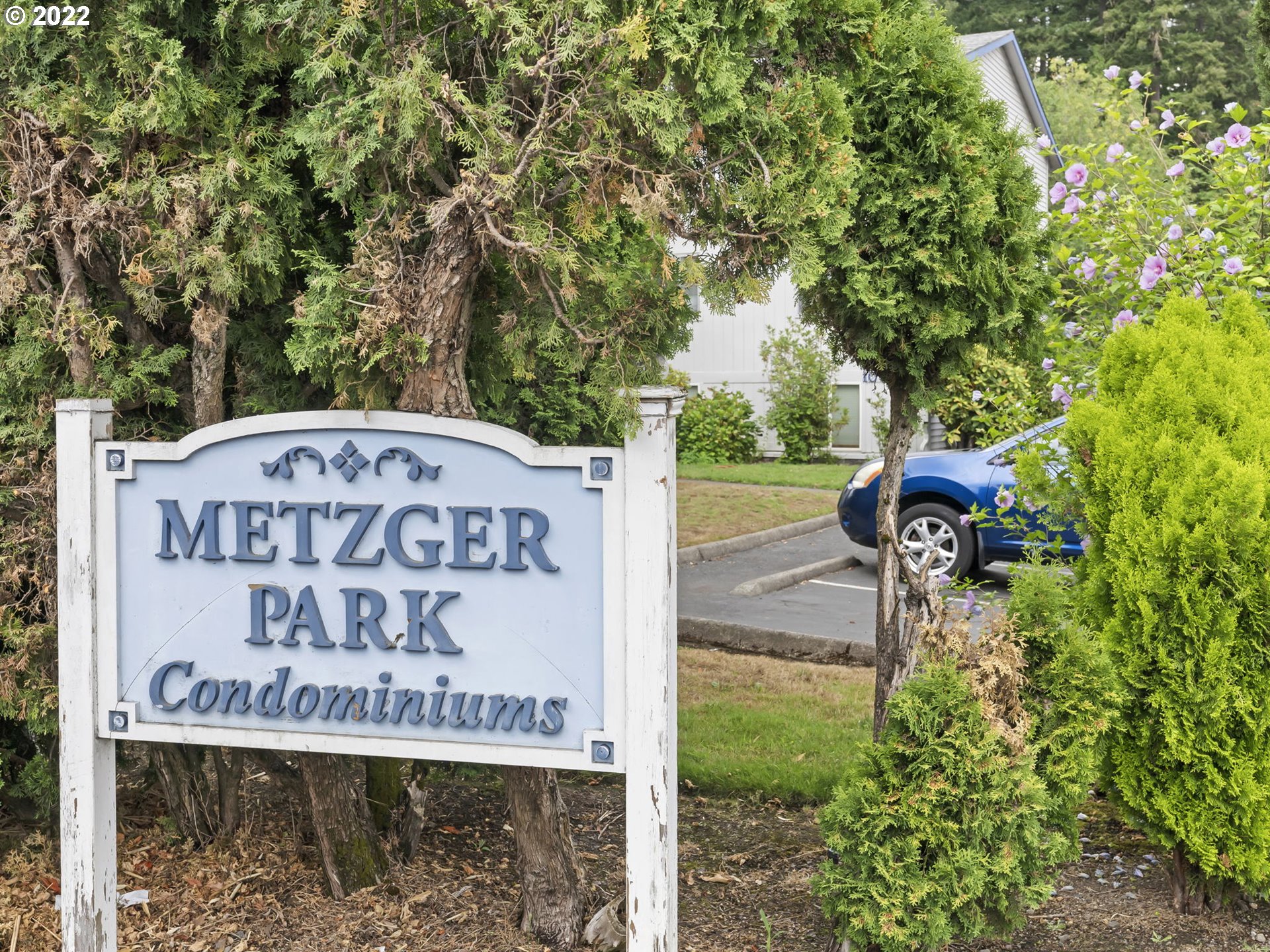 Photo #5: 22442278 Listing 