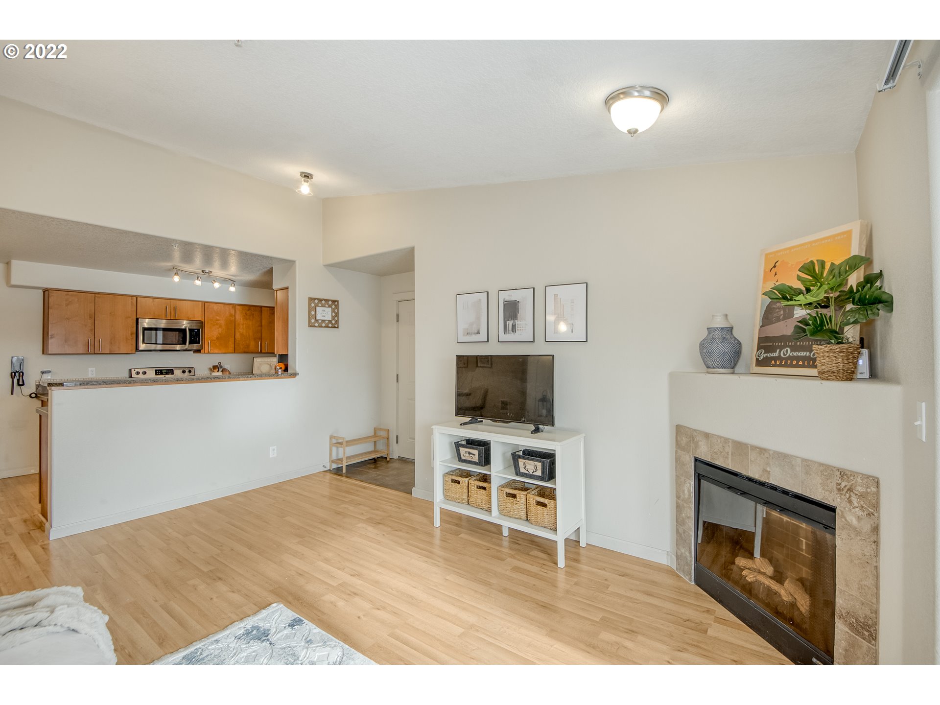 Photo #6: 22442333 Listing 