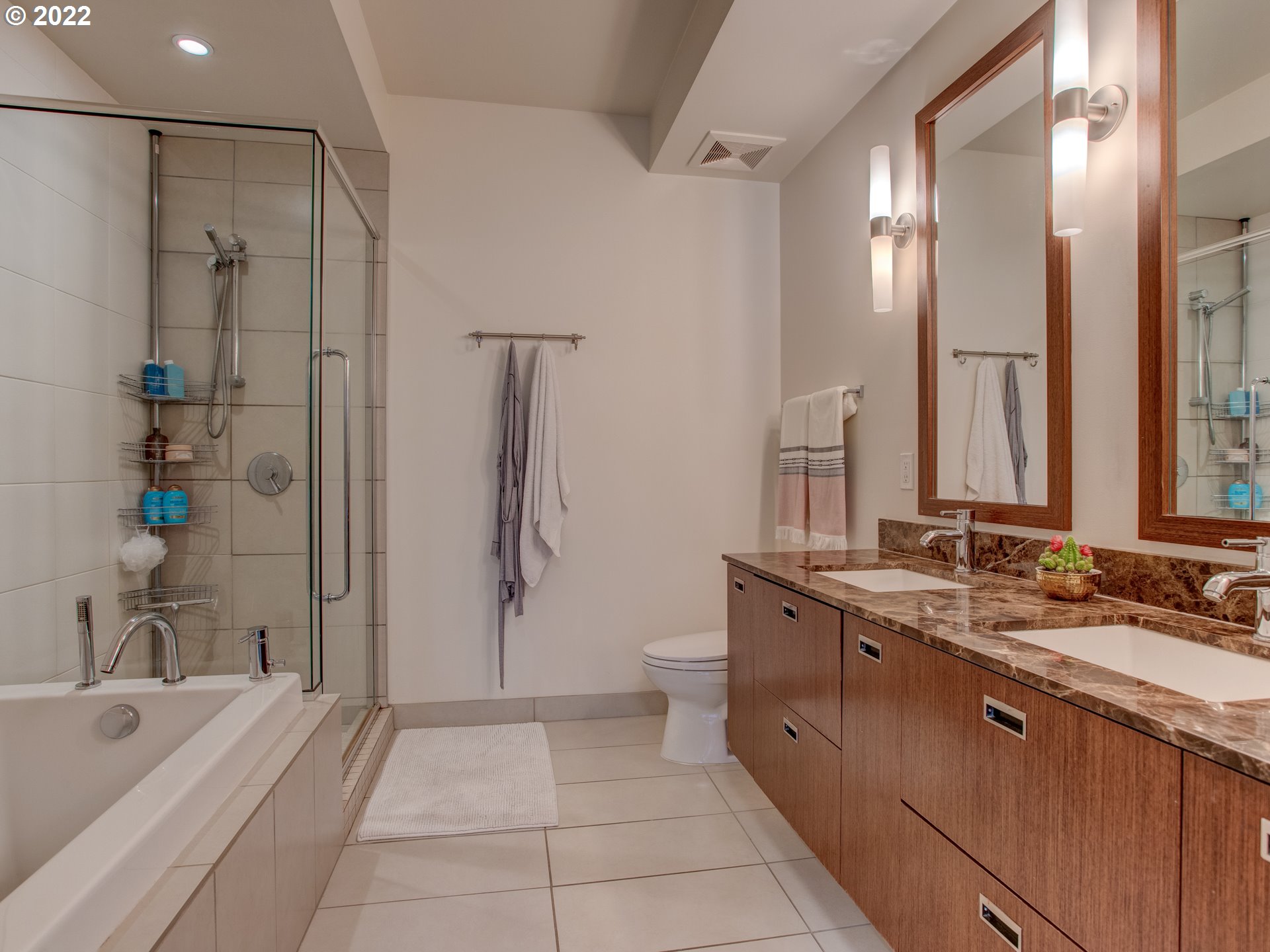 MLS: 22445421 Condo For Sale