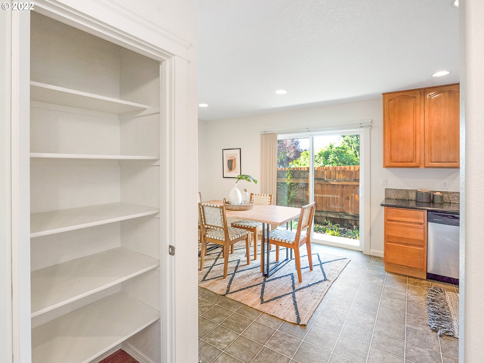Photo #3: 22445774 Listing 