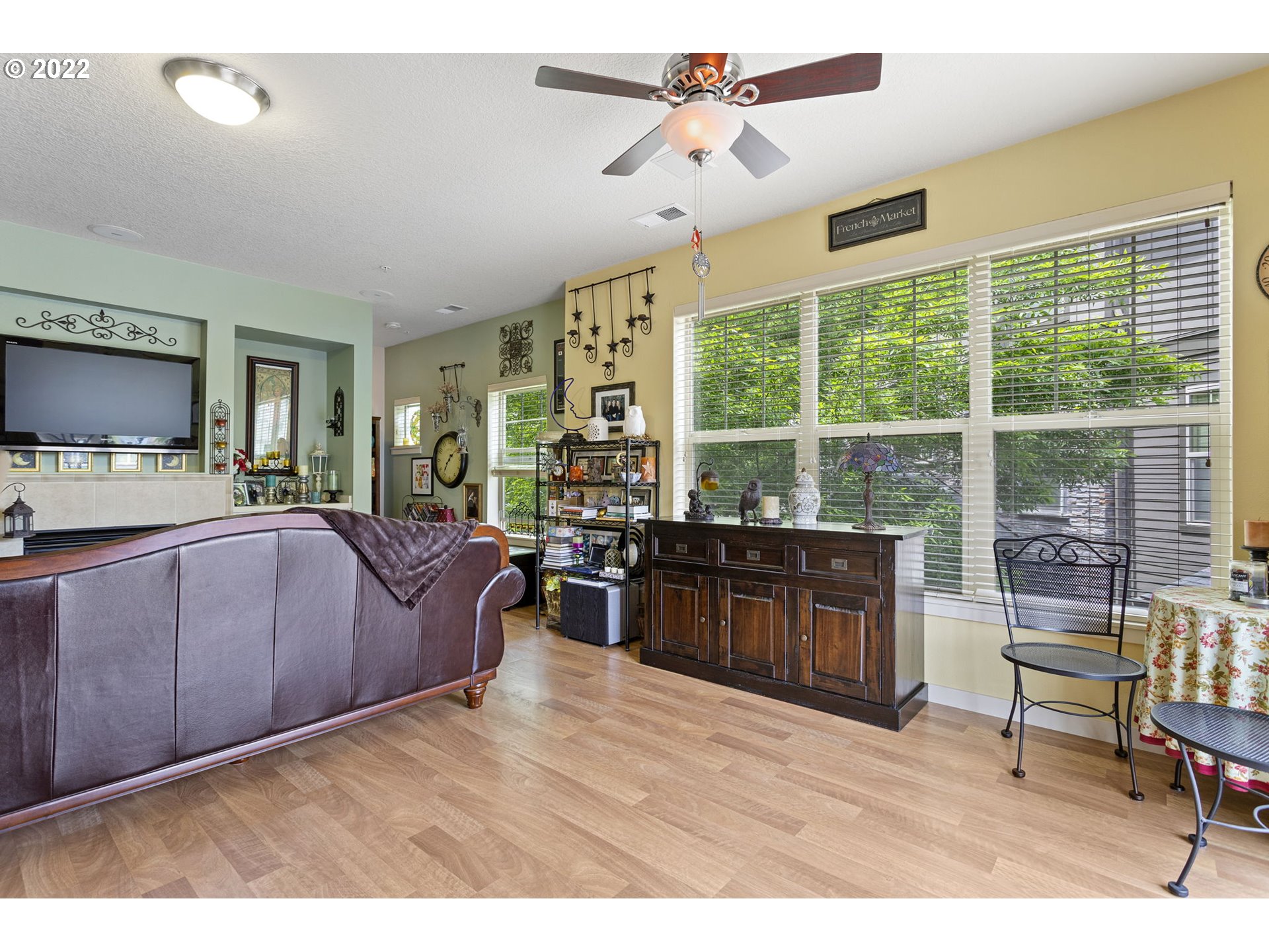 Photo #4: 22449281 Listing 