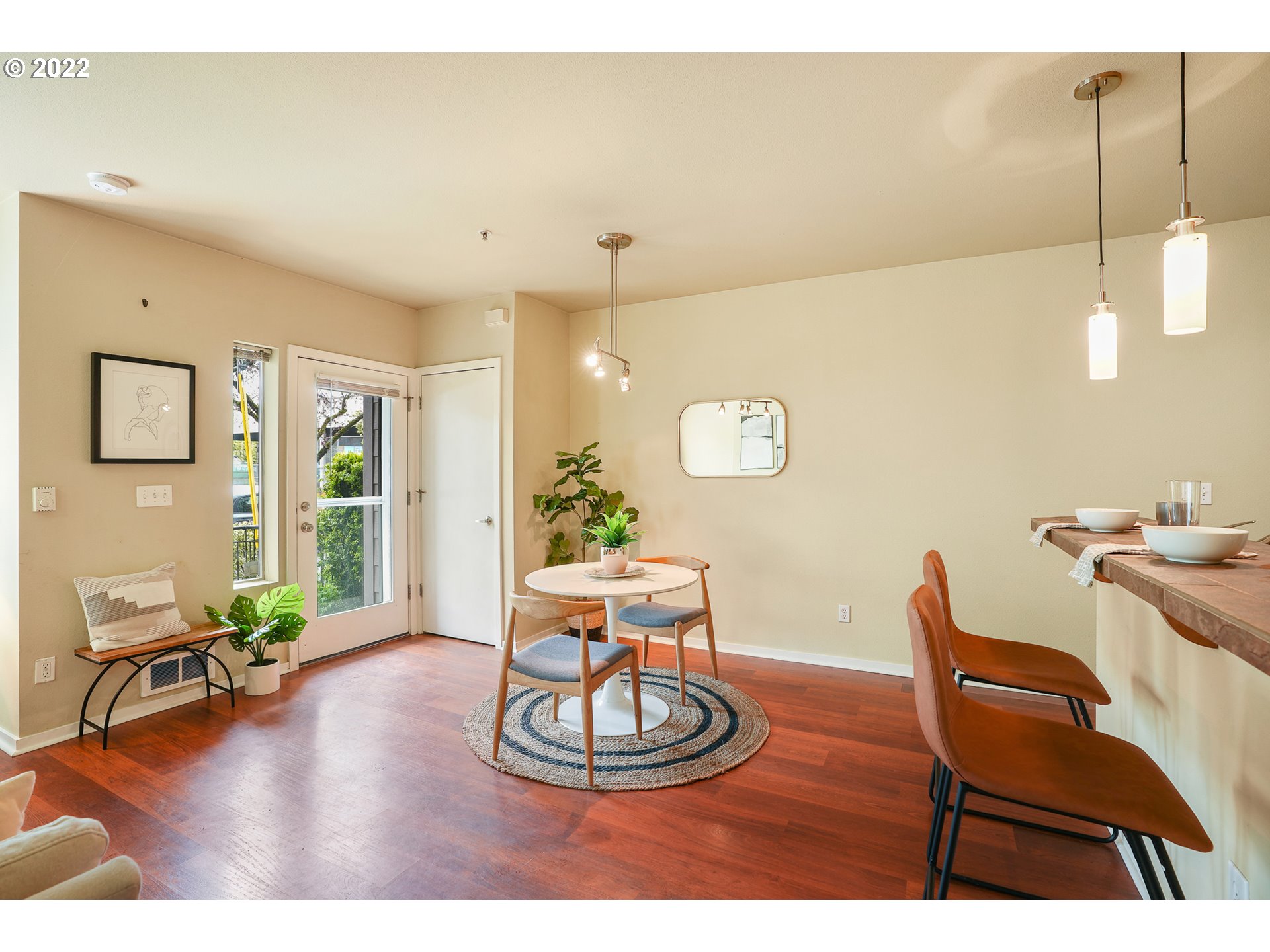 Photo #4: 22449327 Listing 