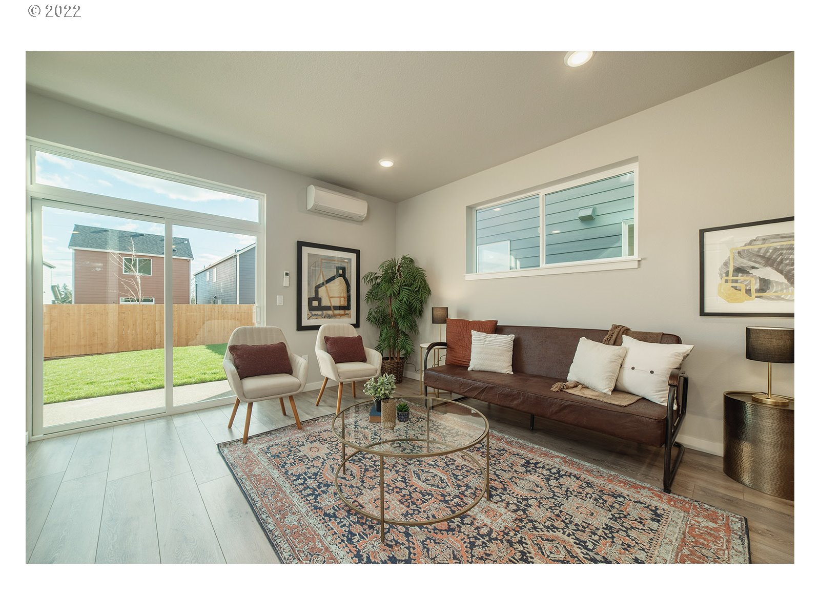 Photo #5: 22449798 Listing 