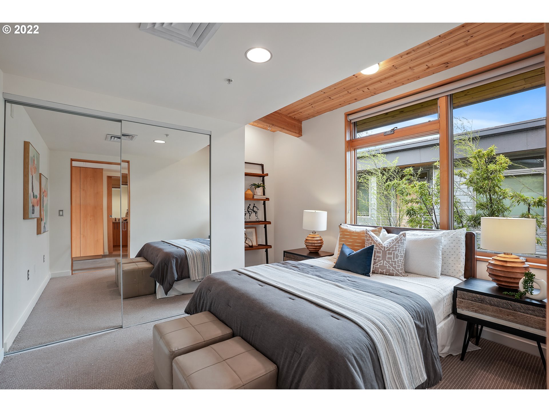 Photo #4: 22449833 Listing 