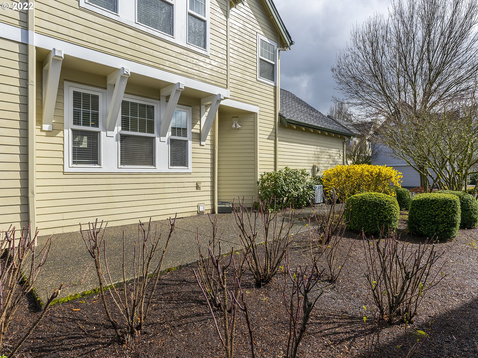 Photo #5: 22451149 Listing 